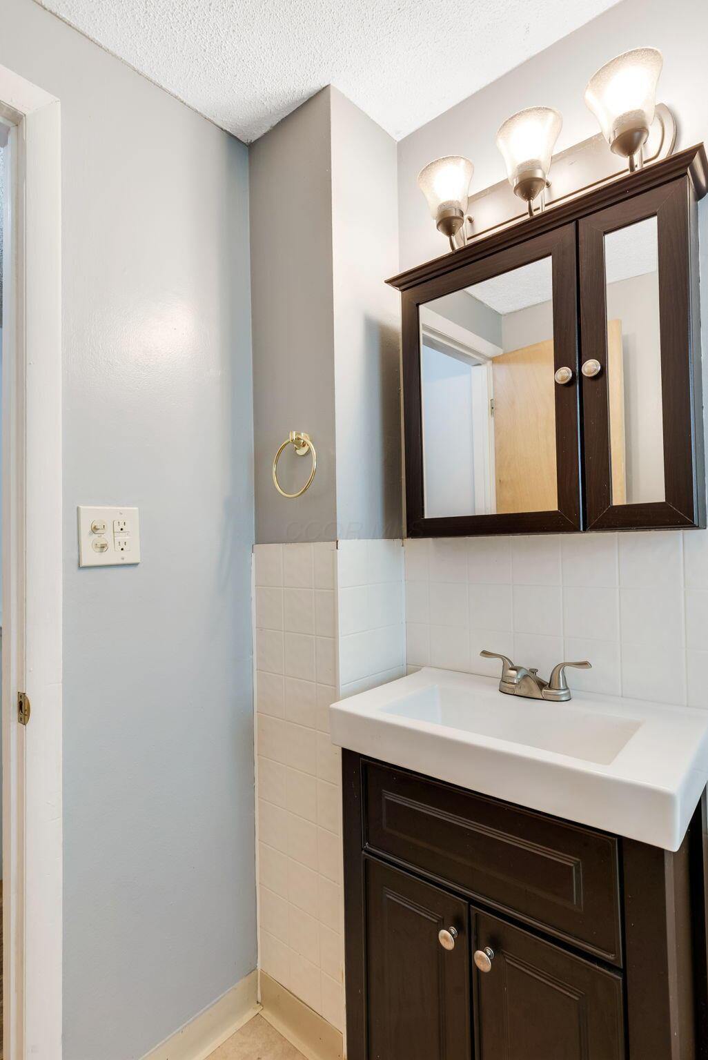 3511 Cadell Road Property Photo 27