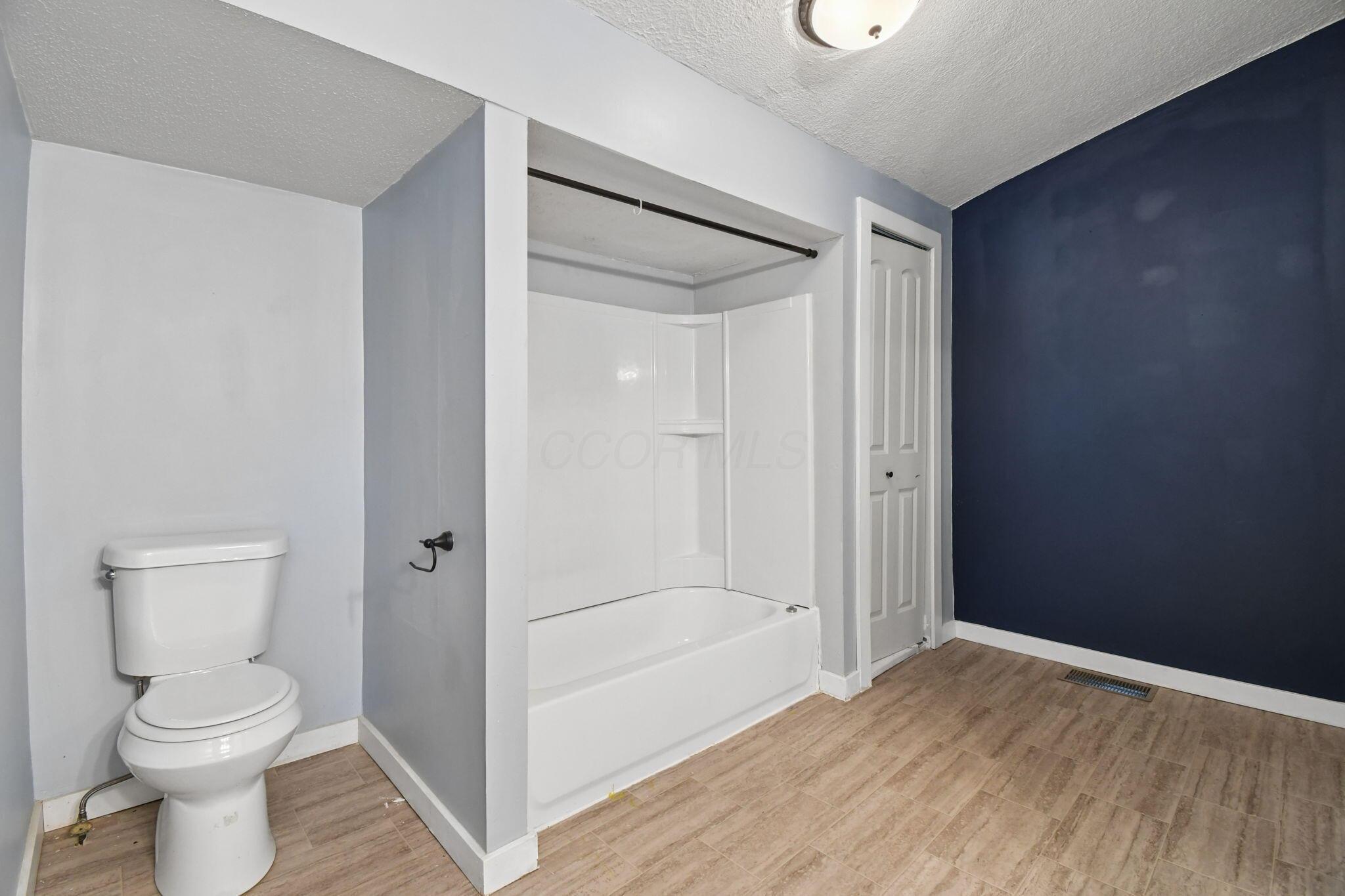 77 S Main Street Property Photo 15