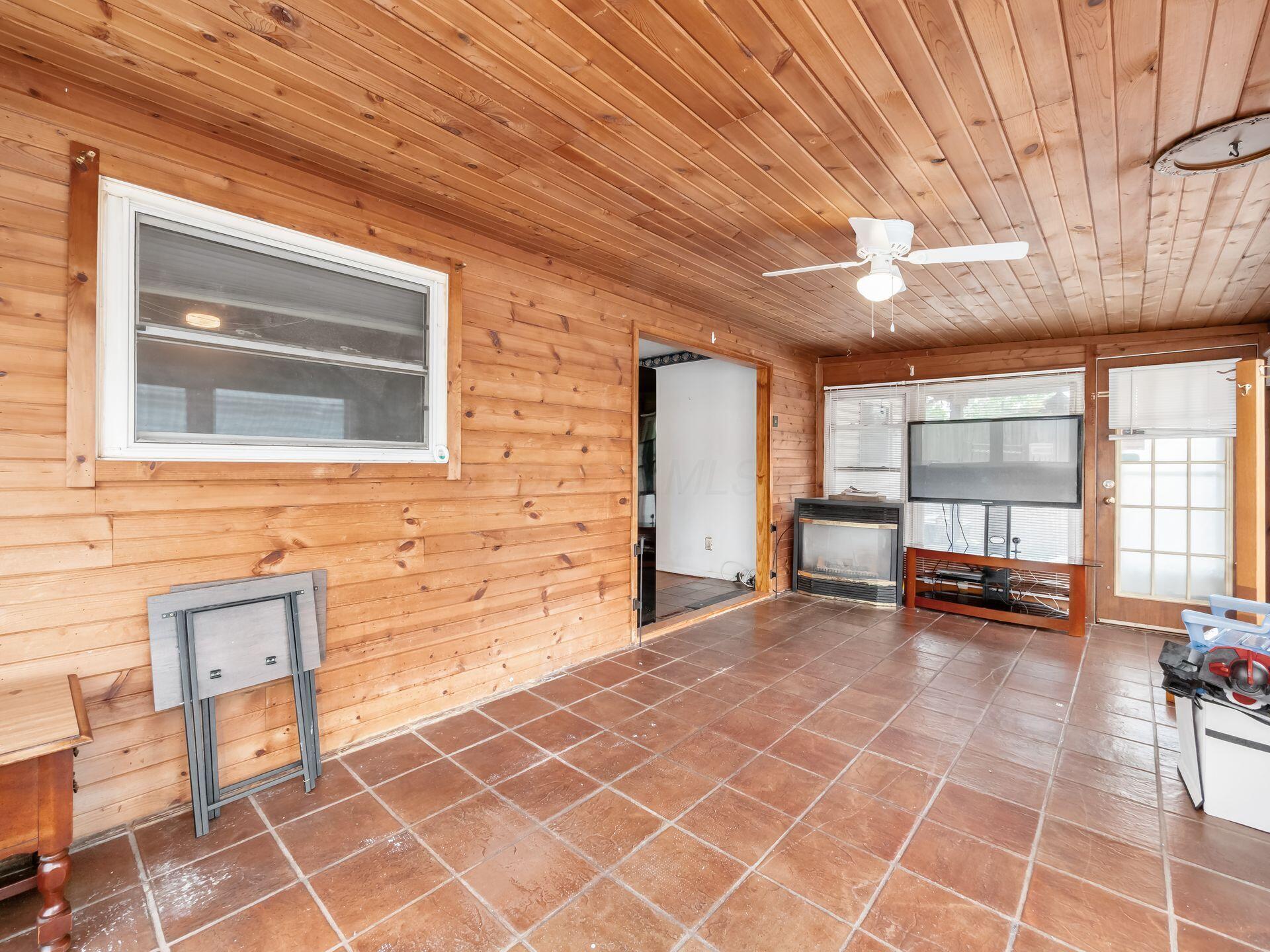 626 Heisley Drive Property Photo 11