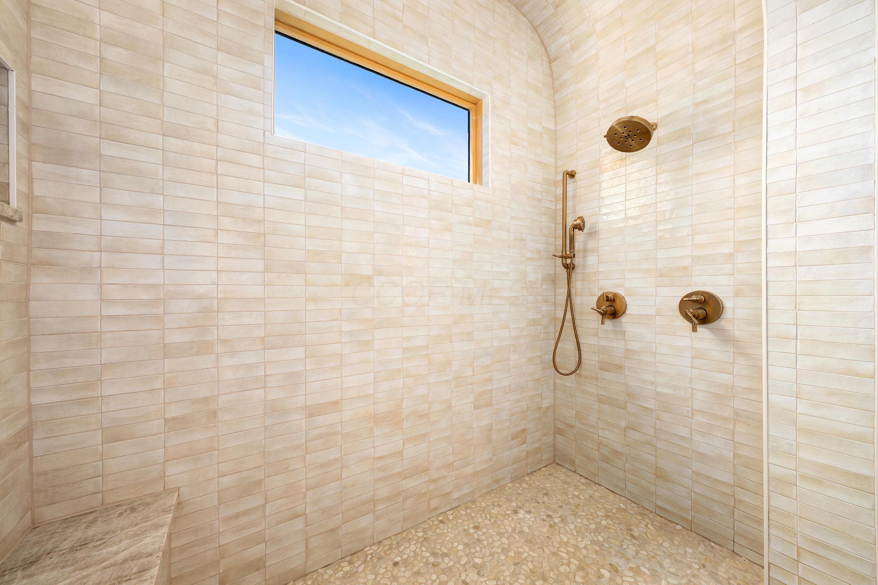 2301 Carriage Road Property Photo 45