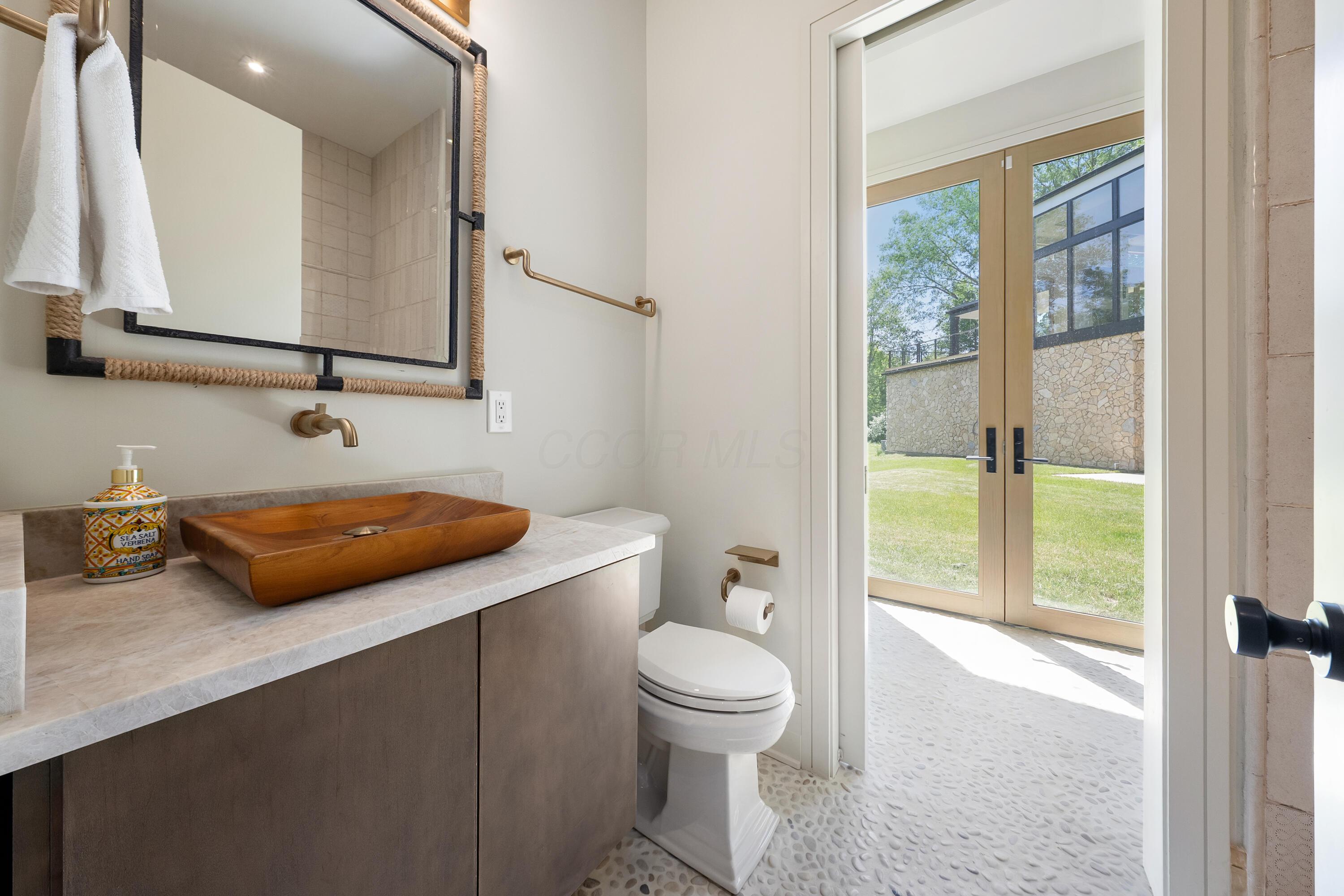 2301 Carriage Road Property Photo 69