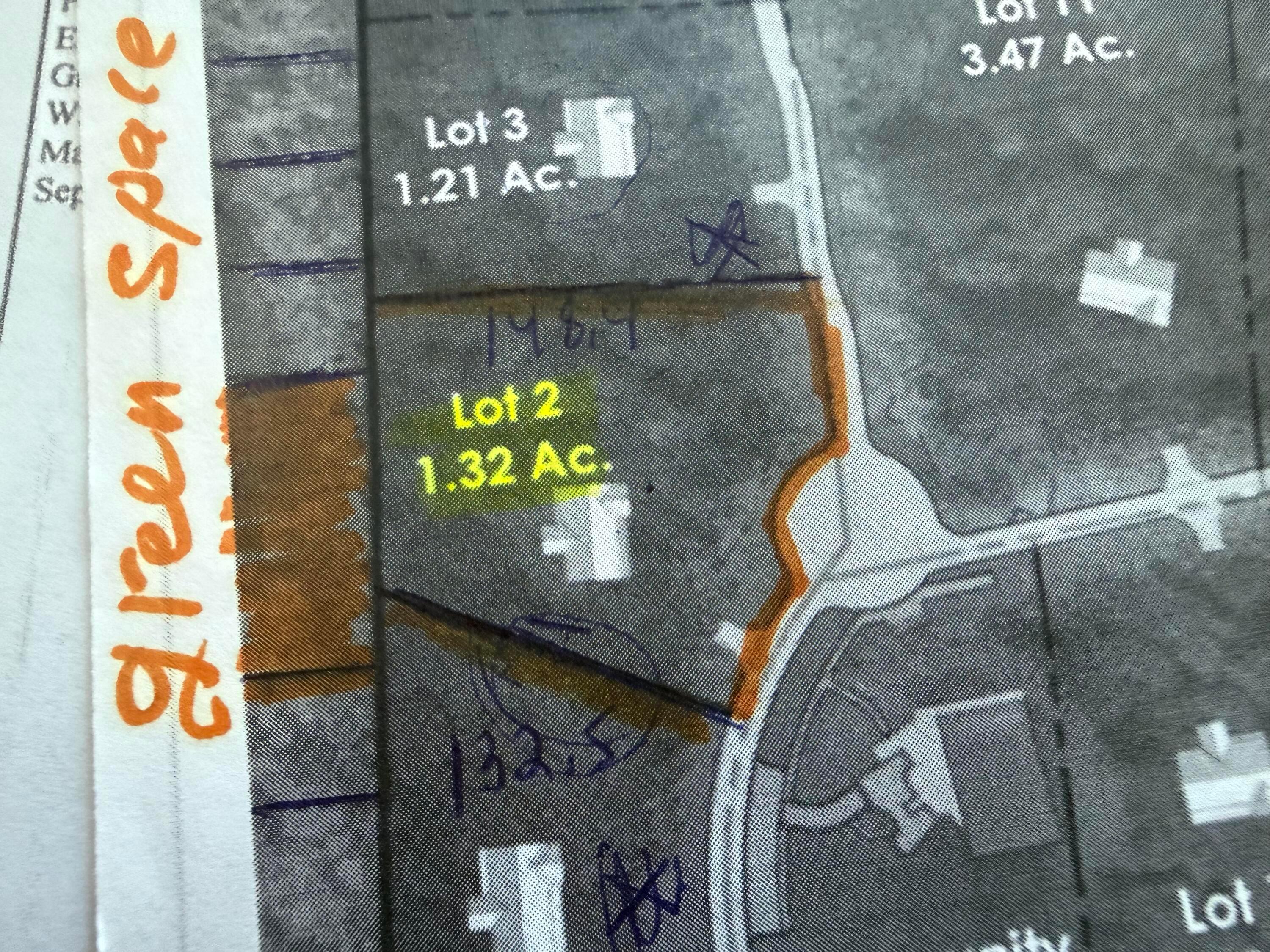 200 Leezy Drive Property Photo 6