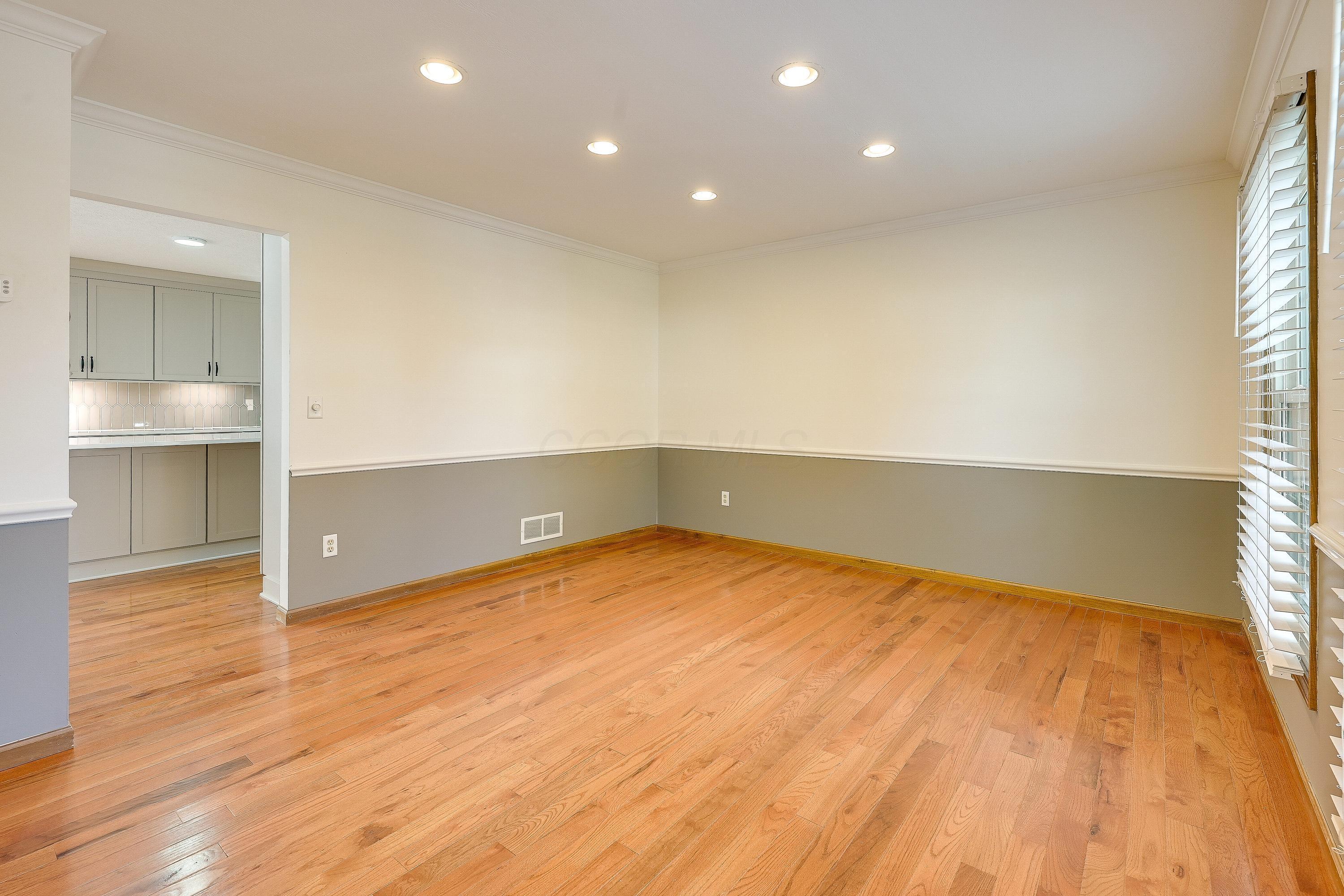 811 Mountainview Drive Property Photo 7