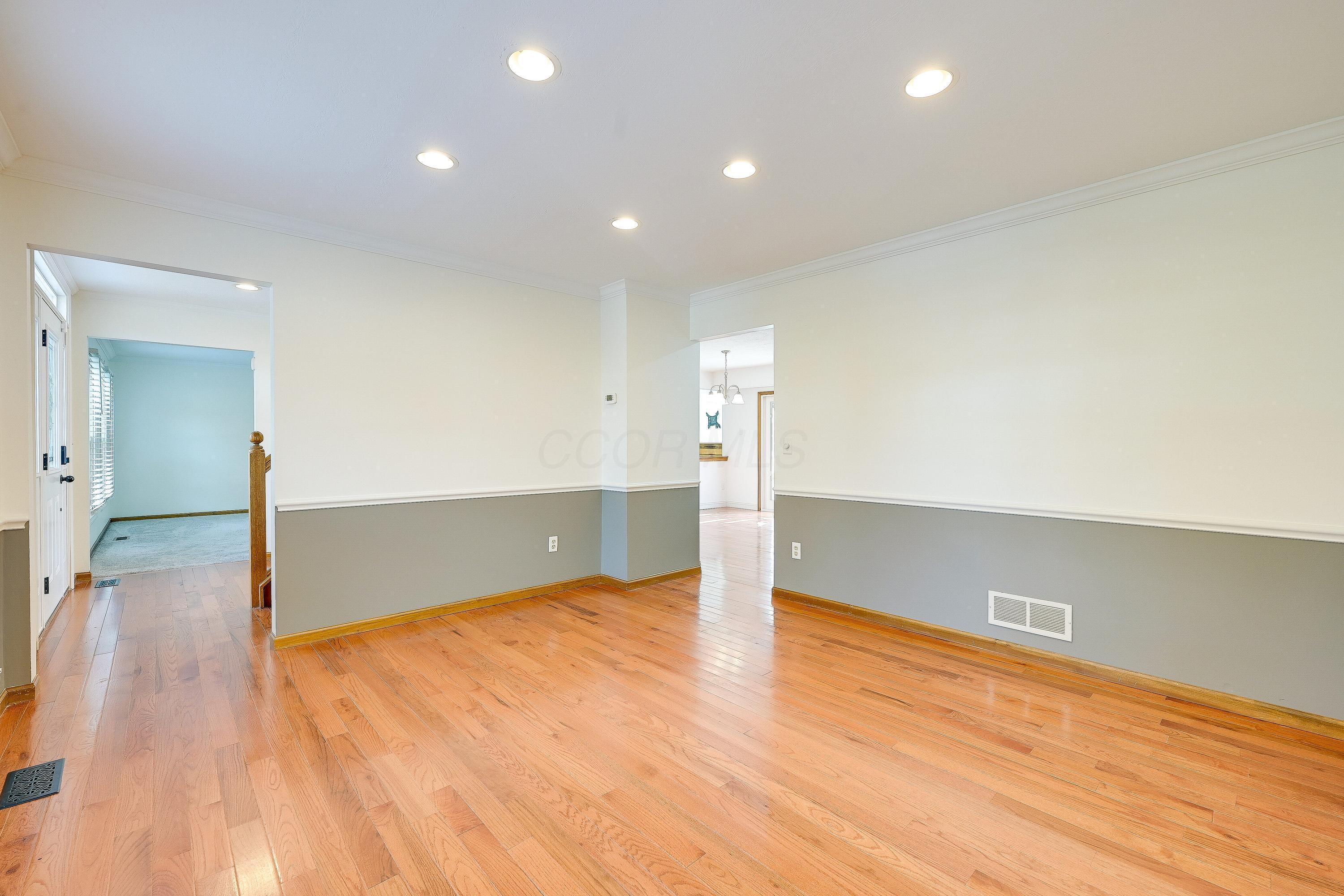 811 Mountainview Drive Property Photo 9
