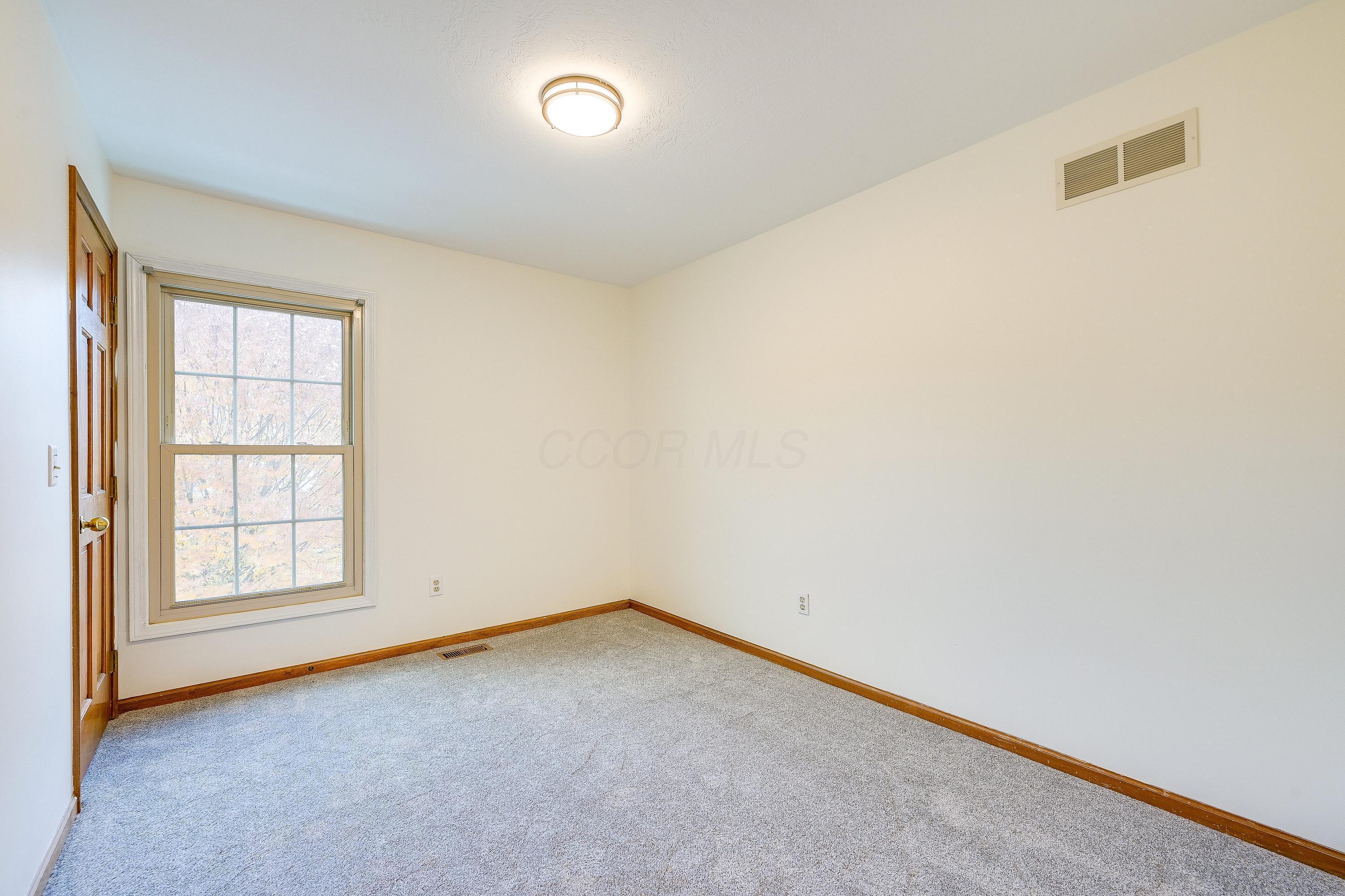 811 Mountainview Drive Property Photo 34