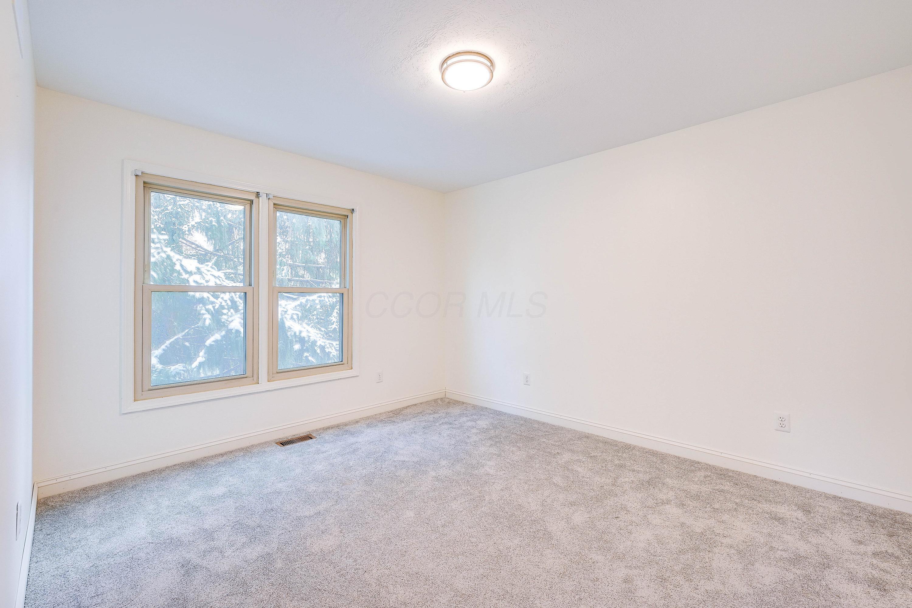 811 Mountainview Drive Property Photo 39