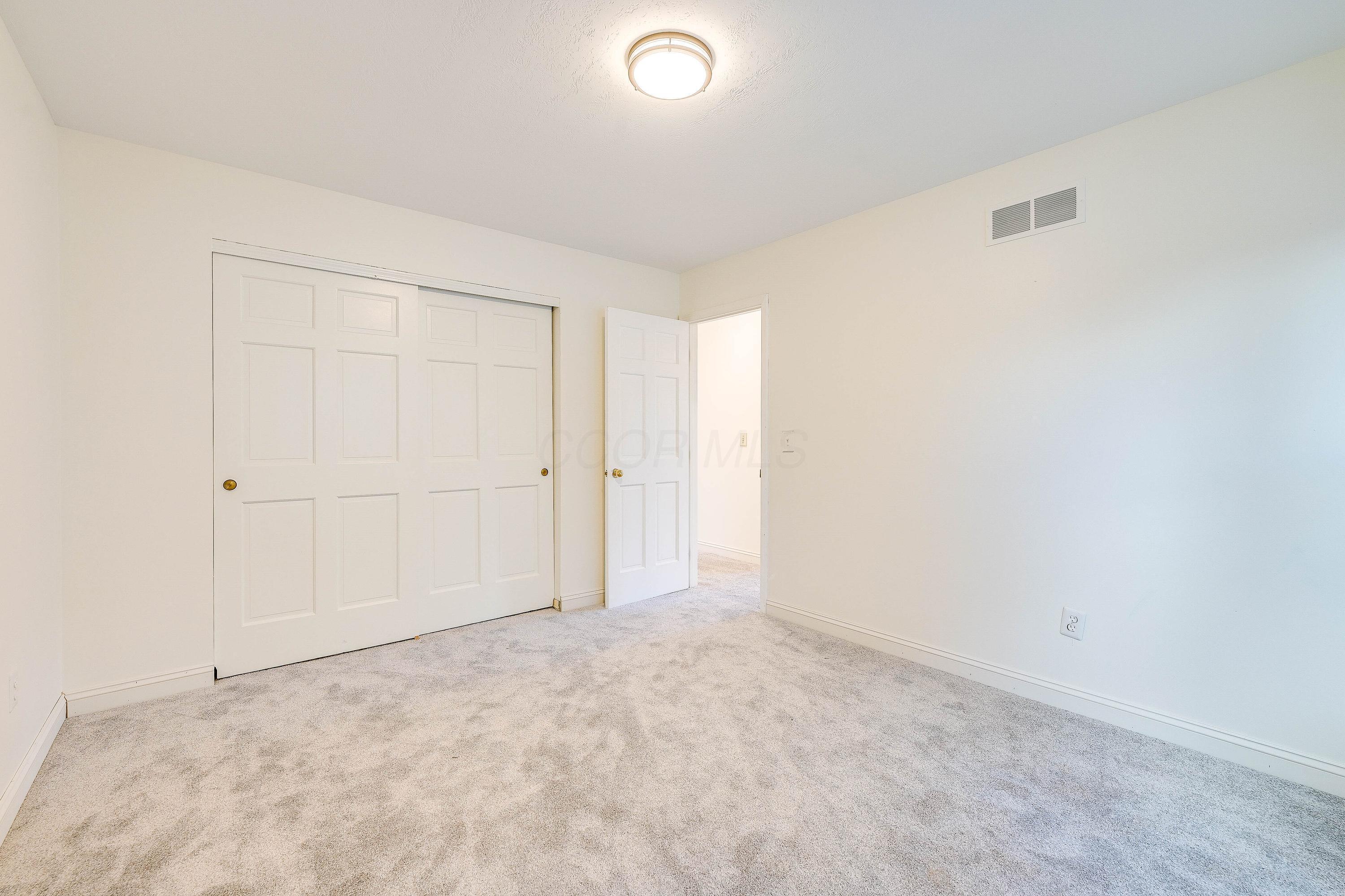 811 Mountainview Drive Property Photo 40