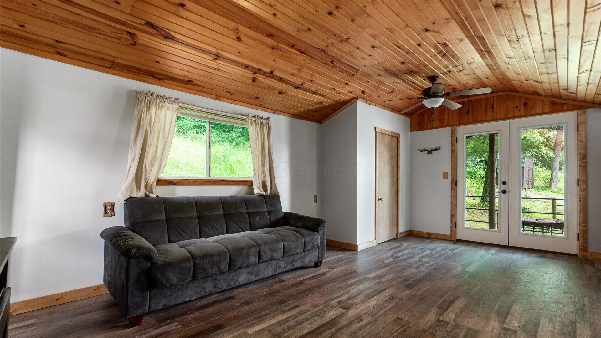 2518 State Route 376 Property Photo 4
