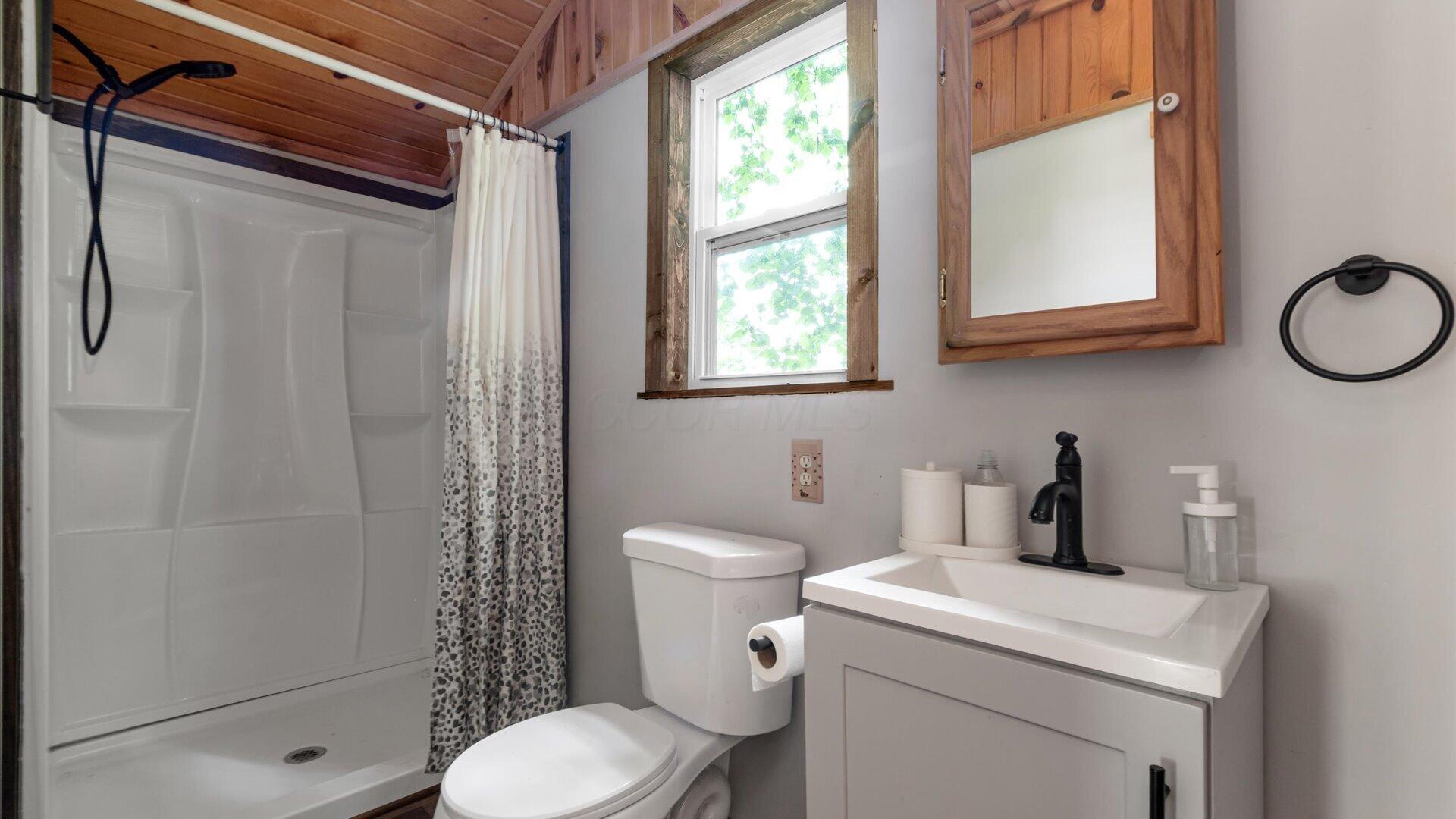 2518 State Route 376 Property Photo 6