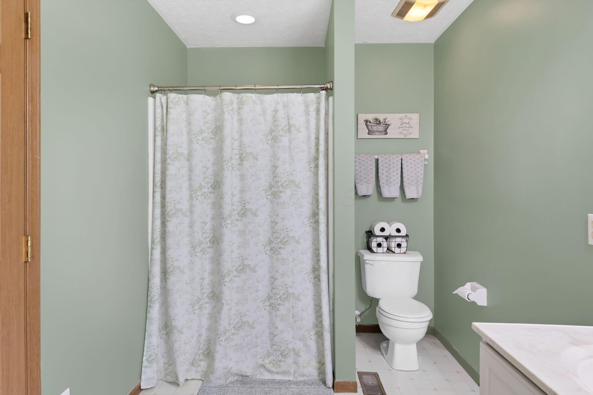 483 Lorraine Boulevard Property Photo 35