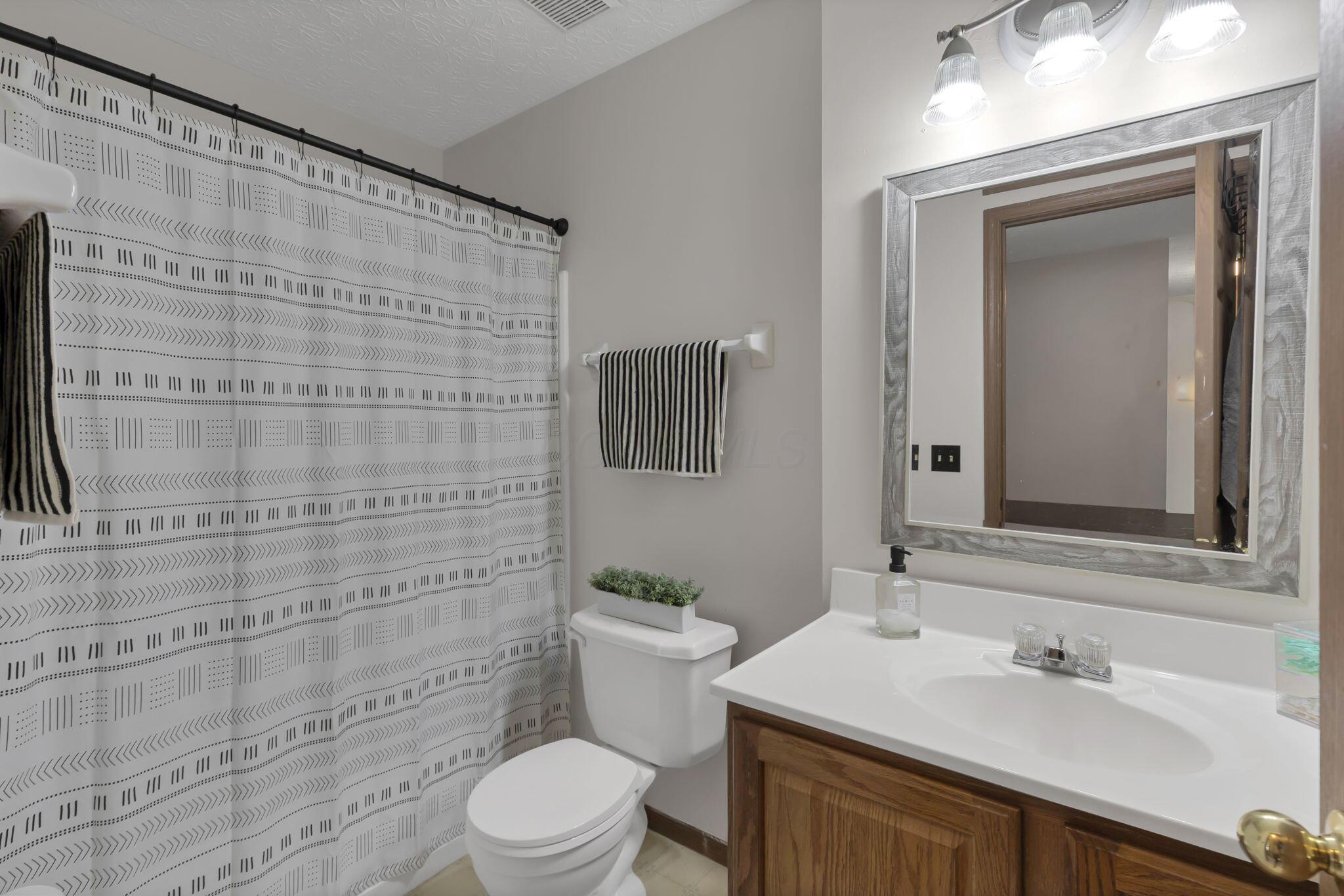483 Lorraine Boulevard Property Photo 43