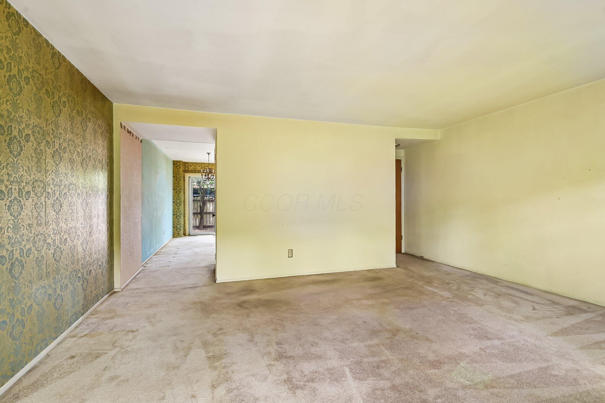 601 Dlyn Street Property Photo 5