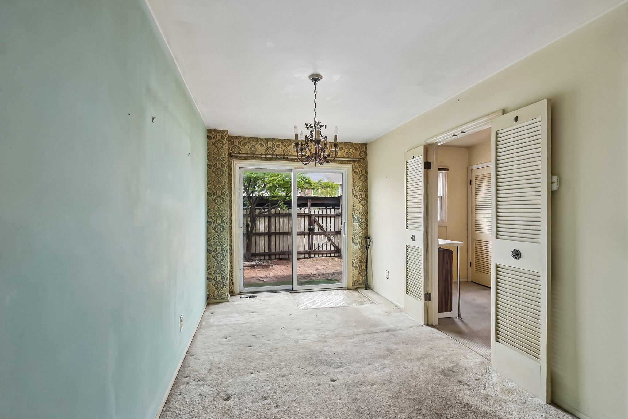 601 Dlyn Street Property Photo 7