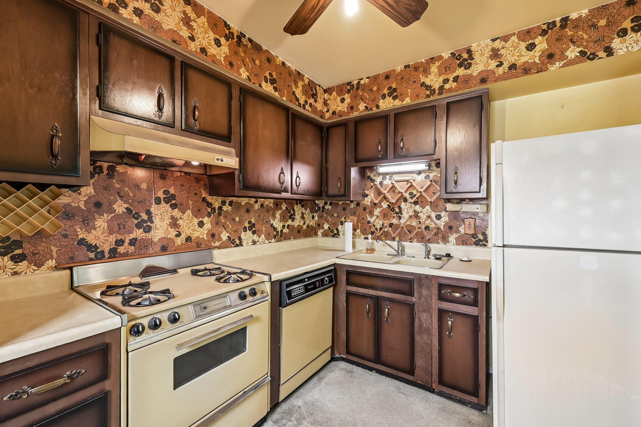 601 Dlyn Street Property Photo 8