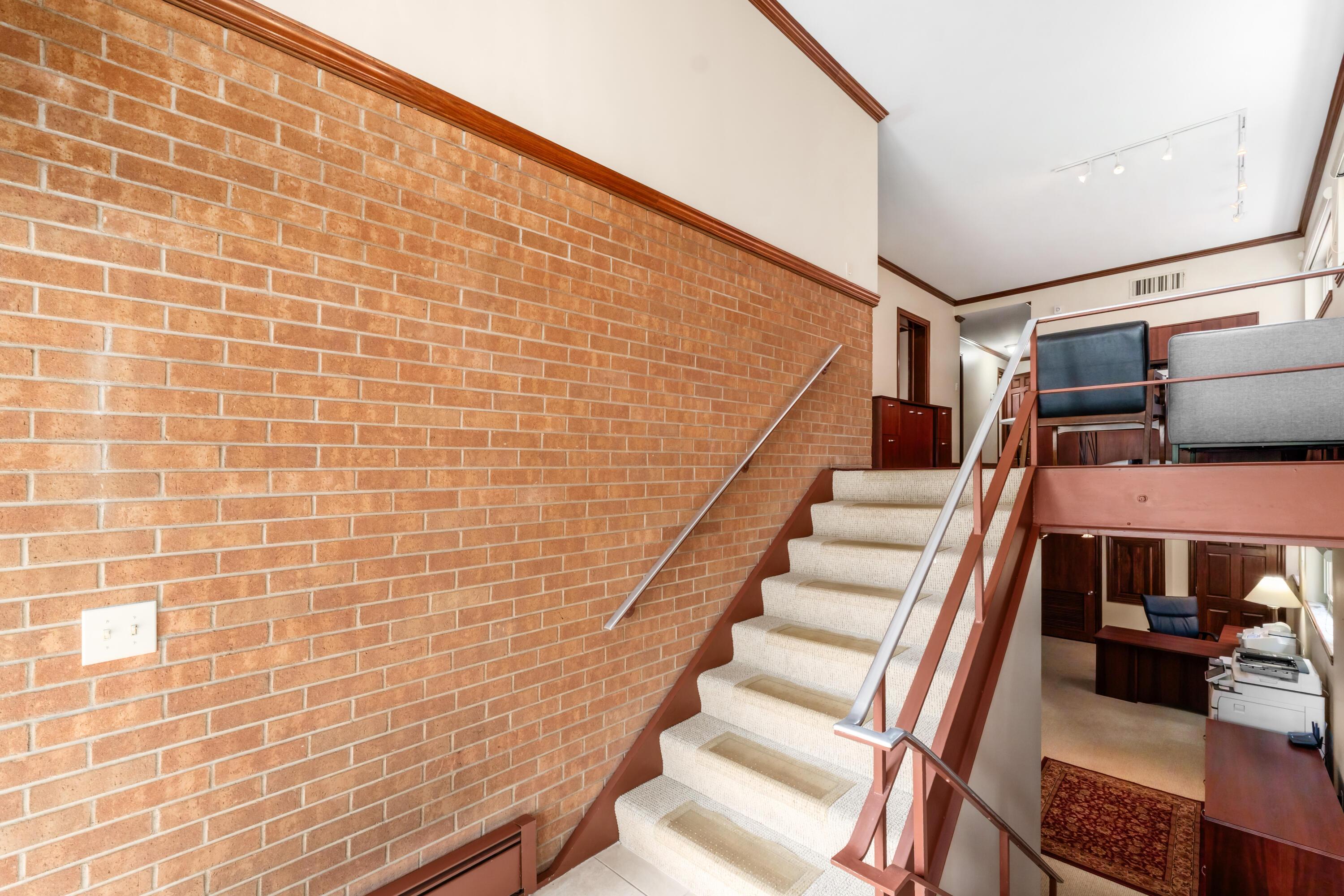 53 W 3rd Avenue Property Photo 6