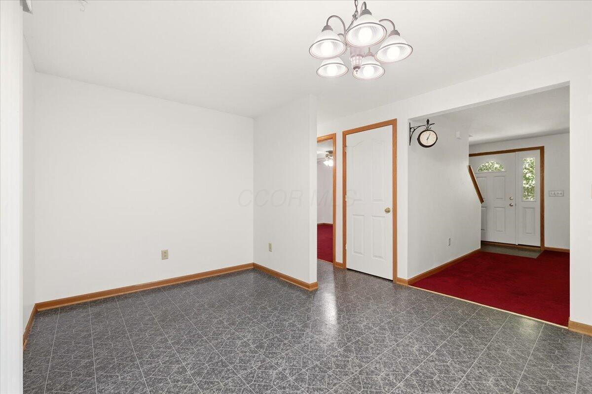 562 Terrace Ridge Circle Property Photo 13