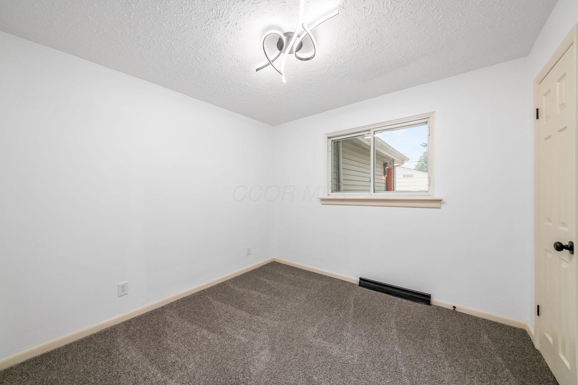 4277 Beechgrove Drive Property Photo 25