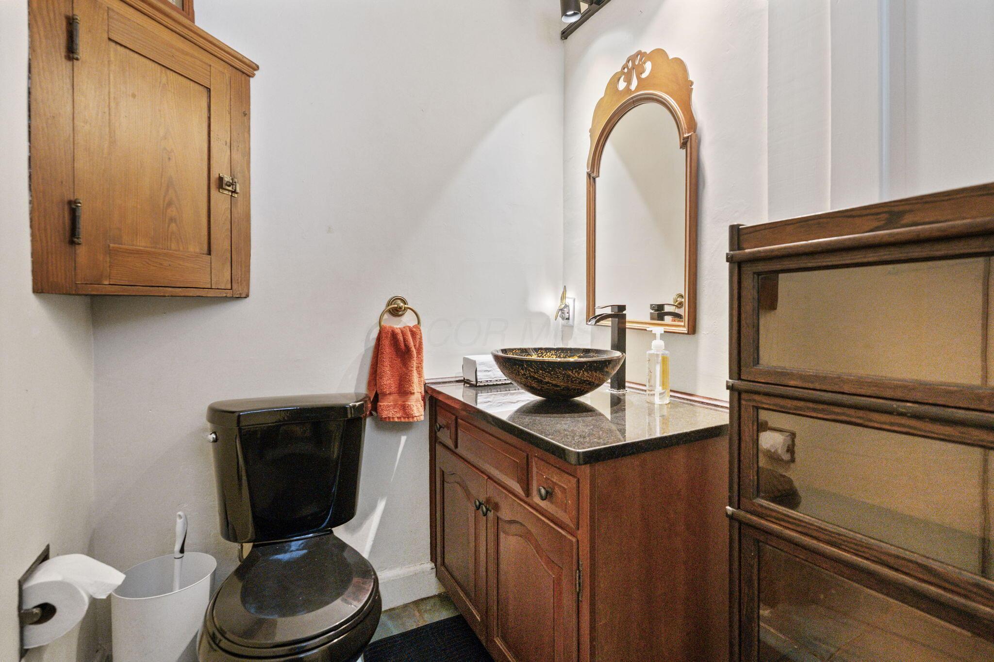 75 Hill Street Property Photo 37