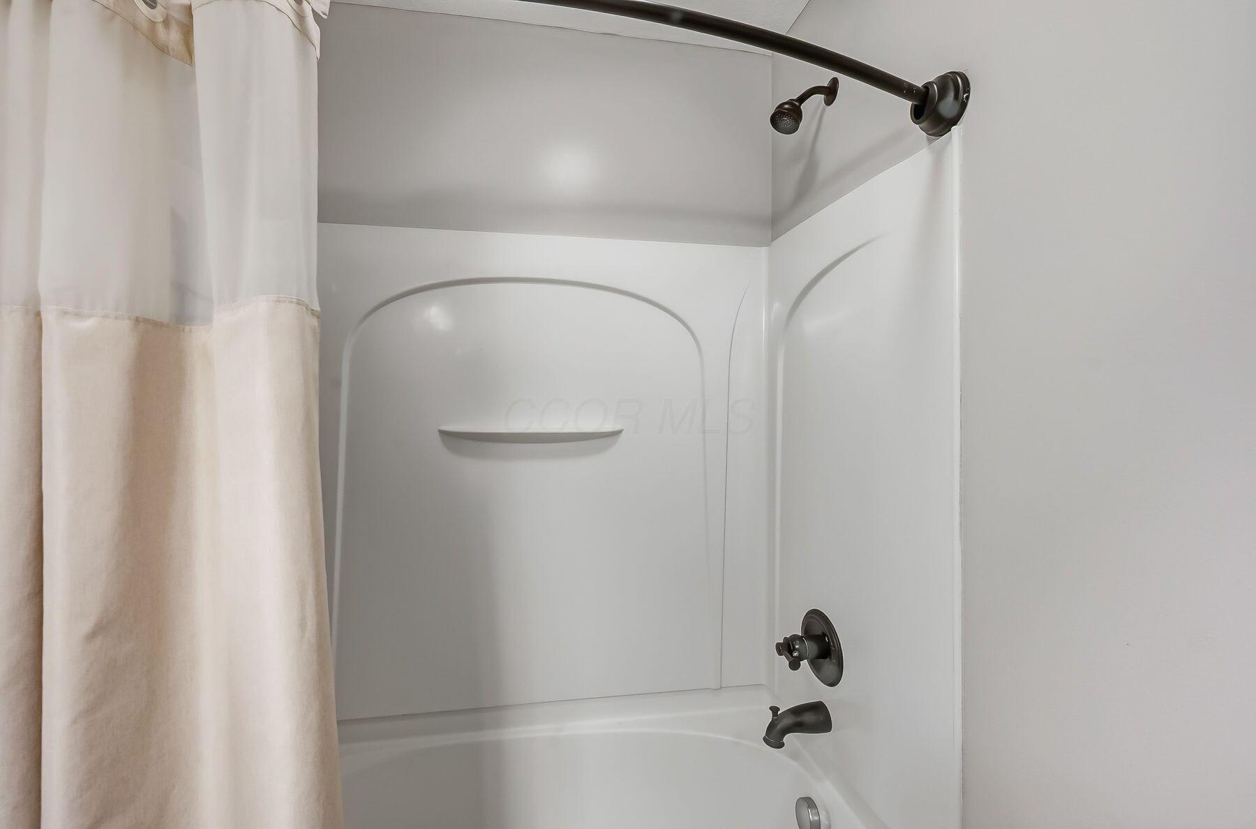 6403 Walnut Fork Drive Property Photo 17