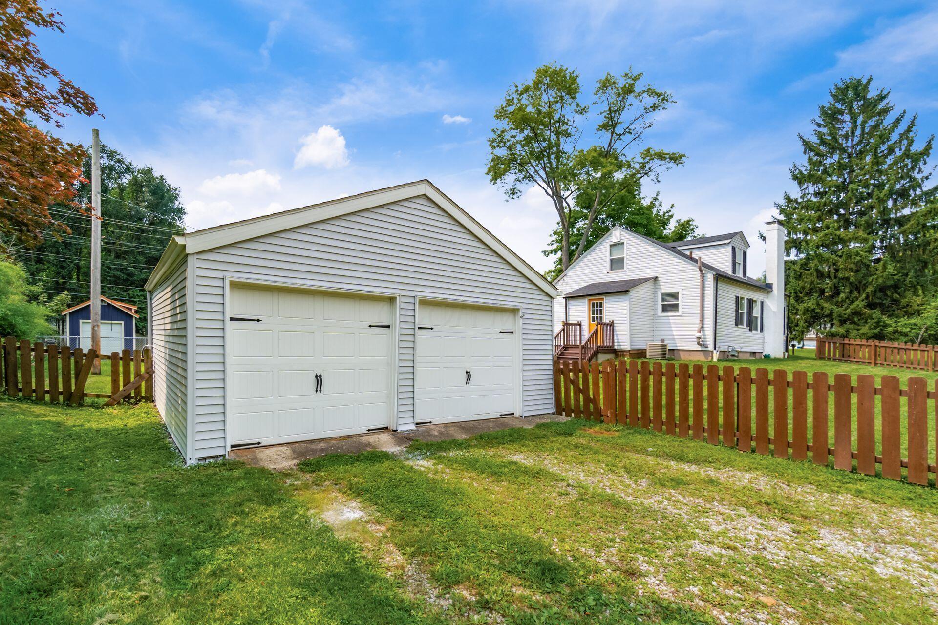 5432 Sharon Park Avenue Property Photo 46