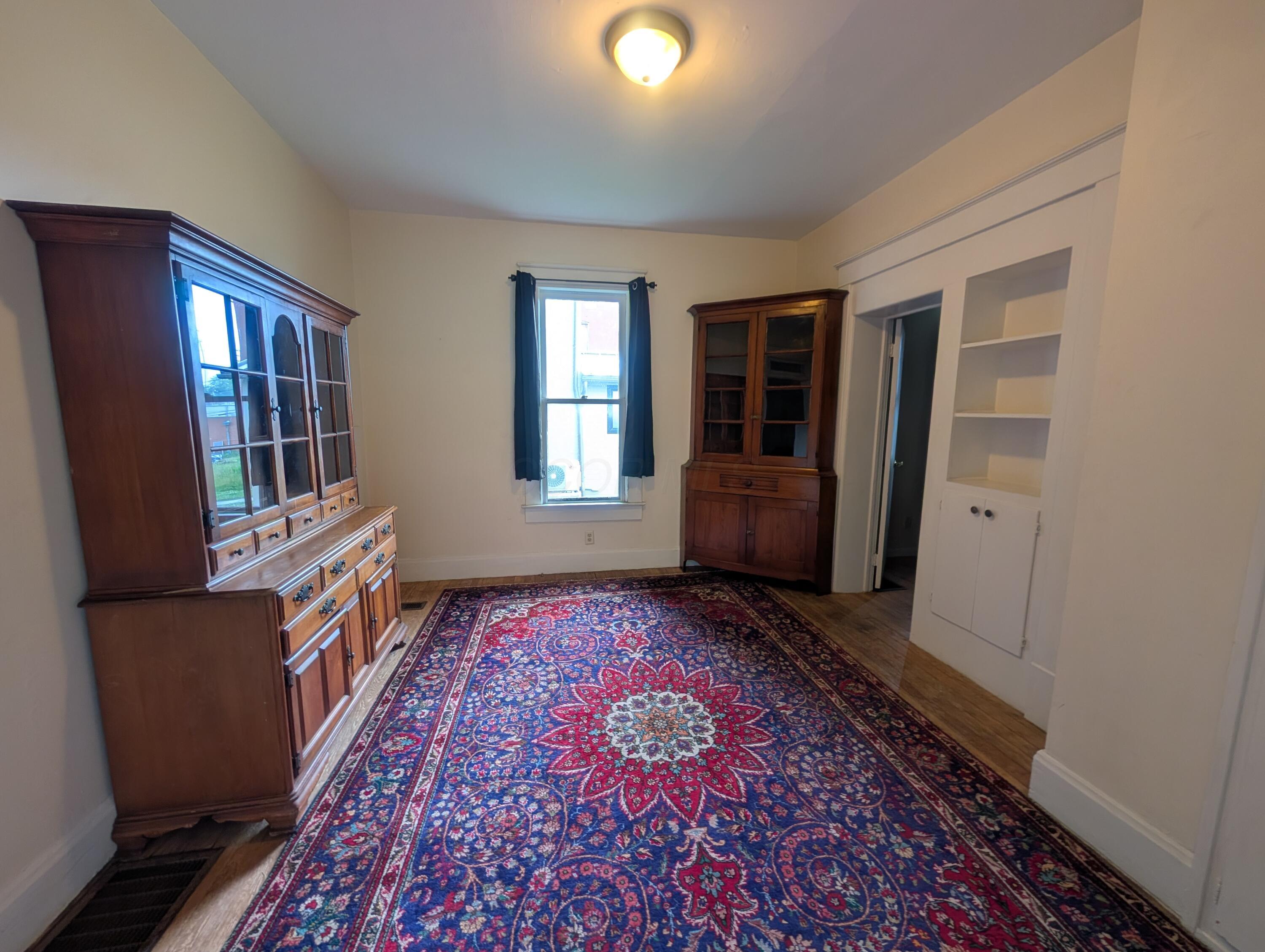 123 E Main Street Property Photo 6