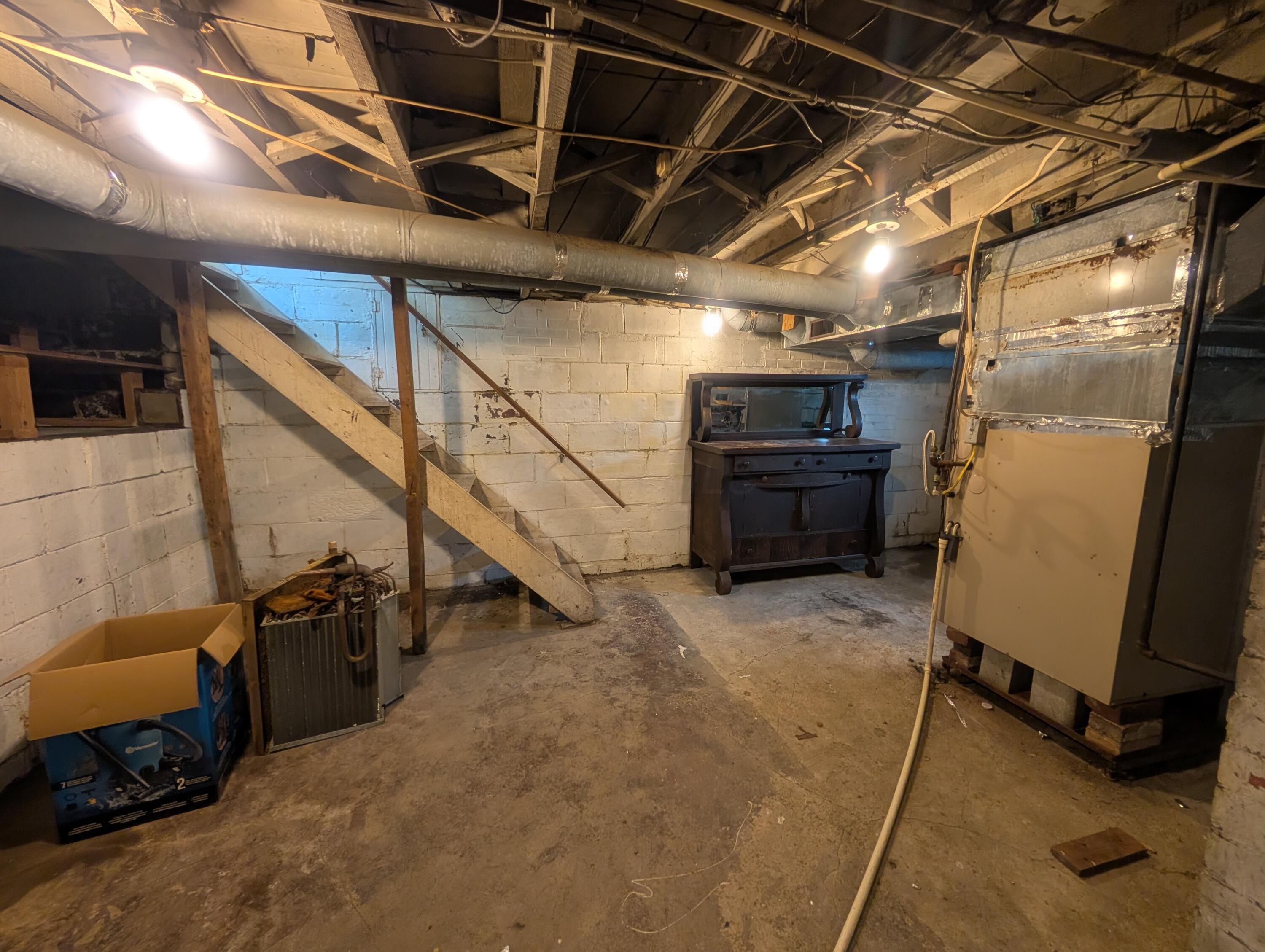 123 E Main Street Property Photo 20