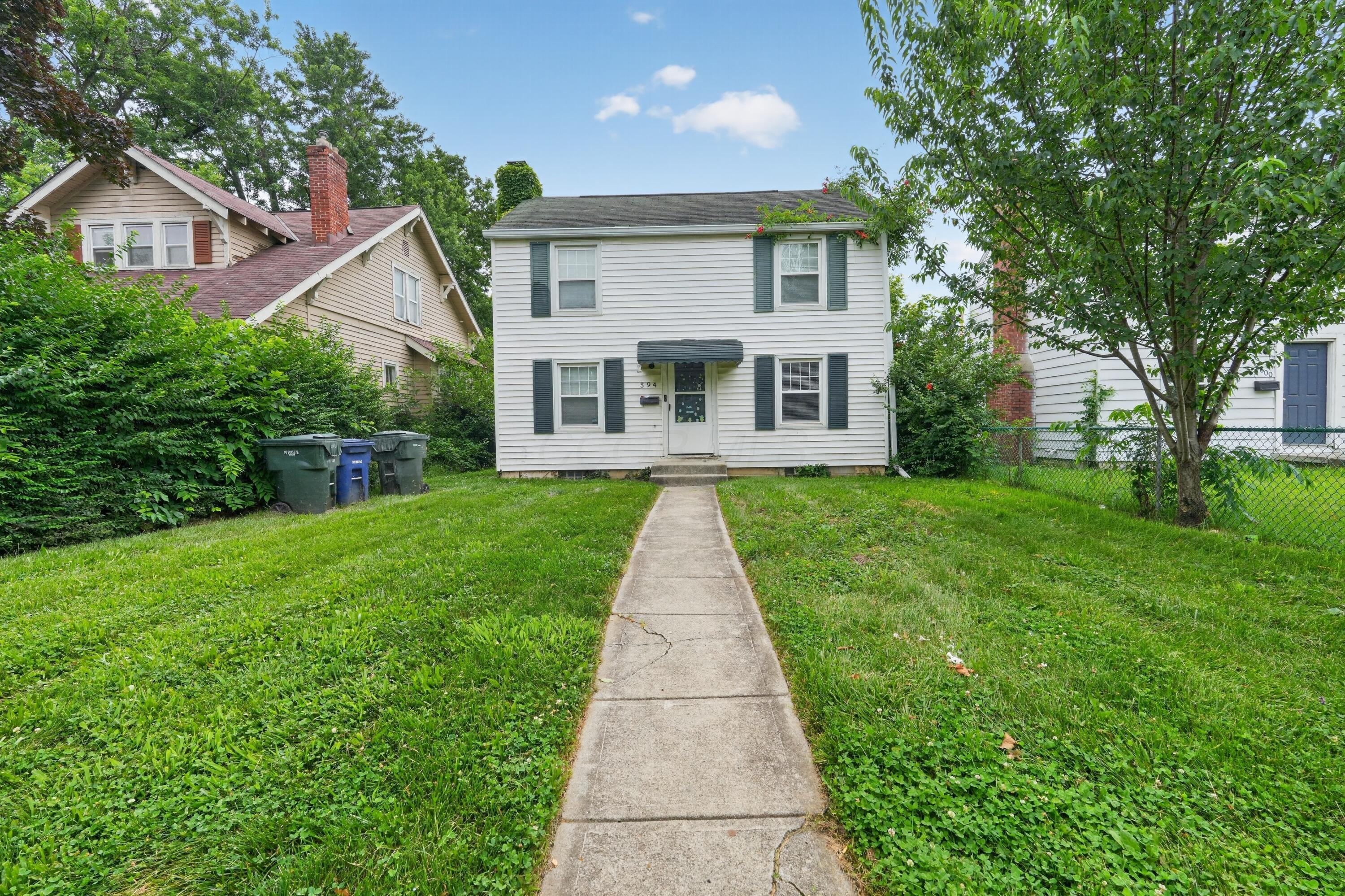594 S Hampton Road Property Photo 1