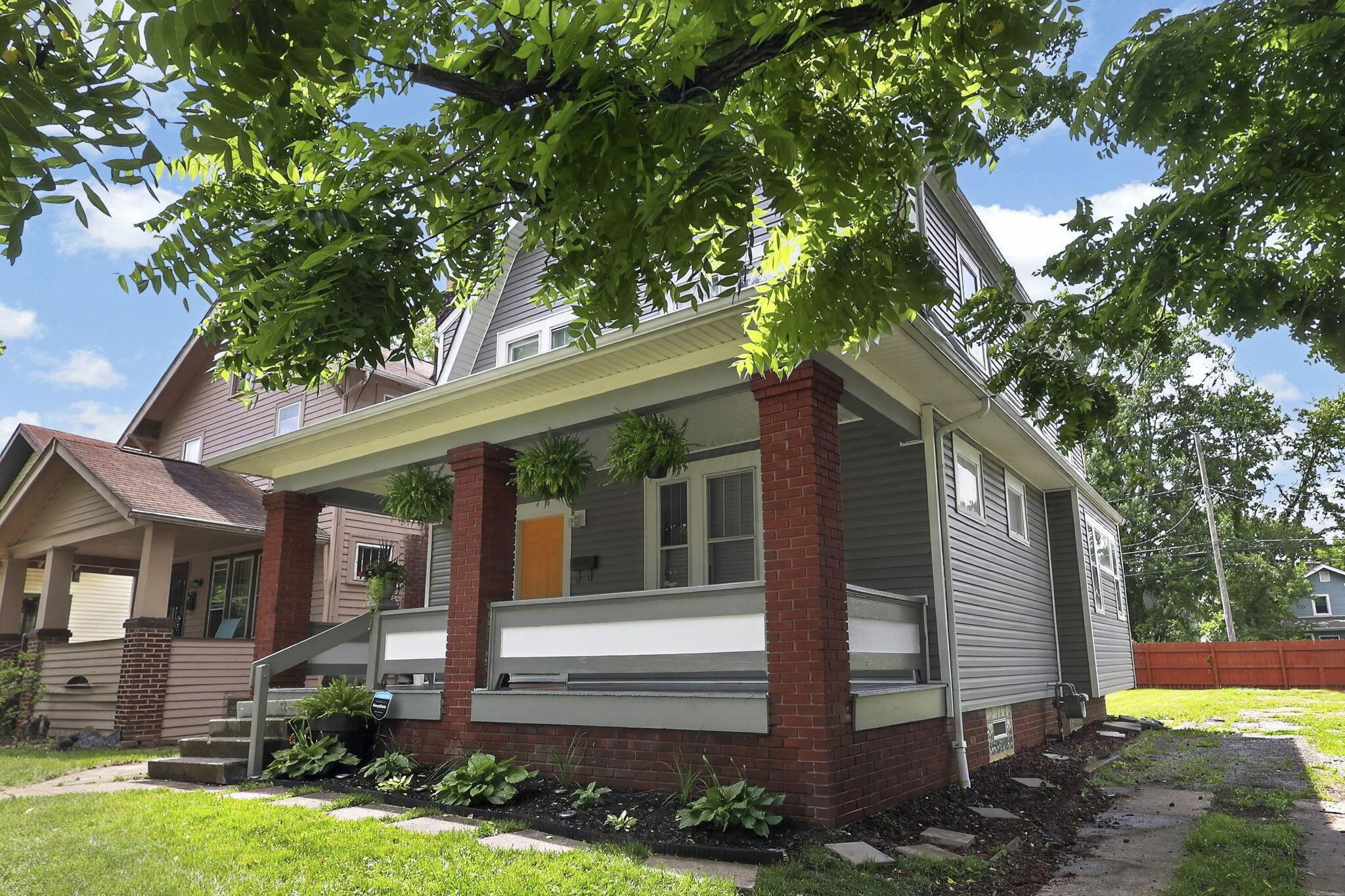 1423 Kenmore Road Property Photo 3