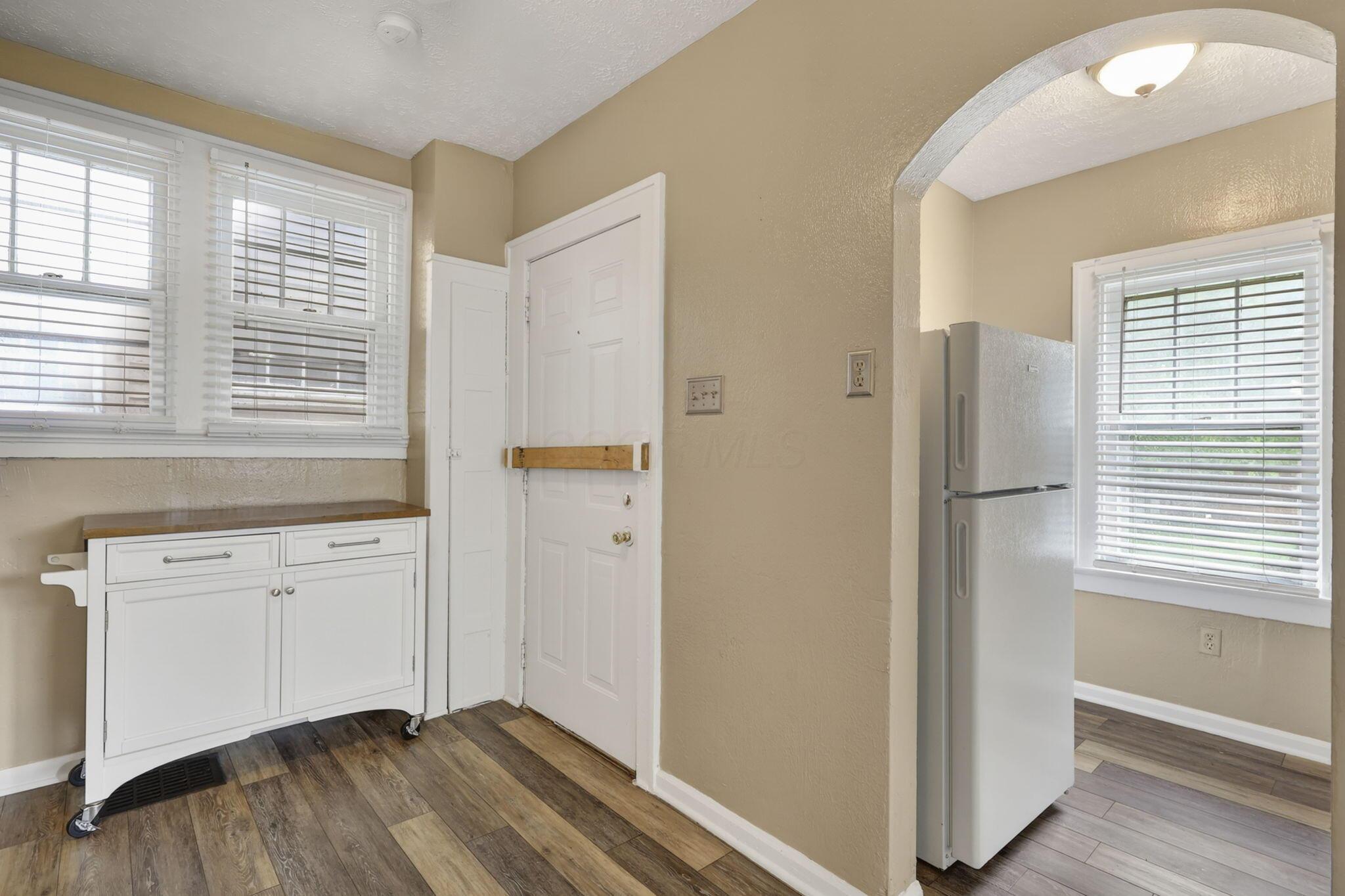 1423 Kenmore Road Property Photo 20