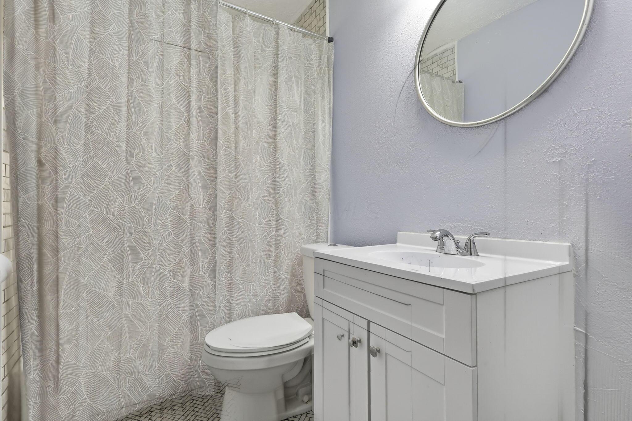 1423 Kenmore Road Property Photo 22