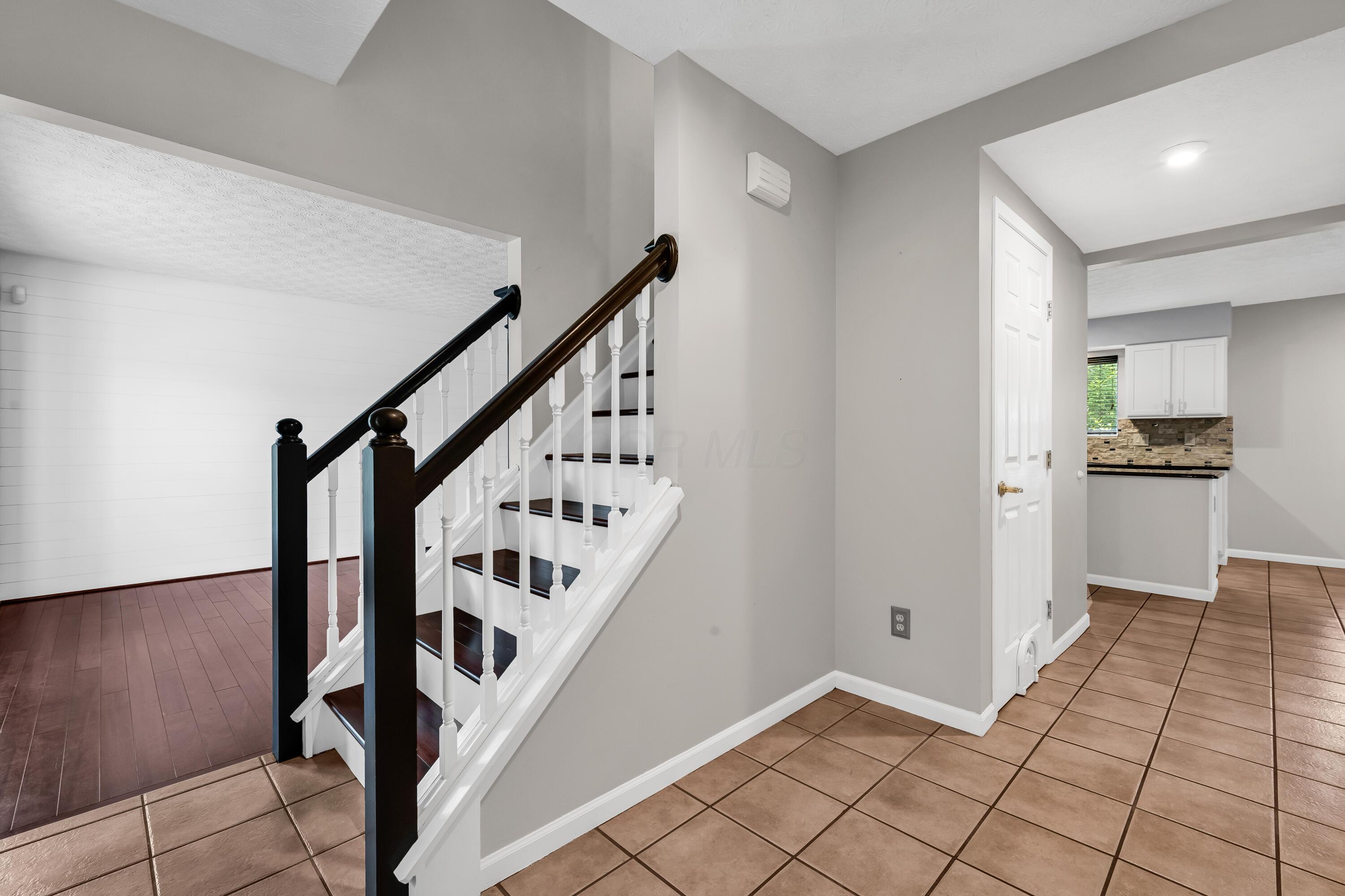 4695 Winery Way Property Photo 8