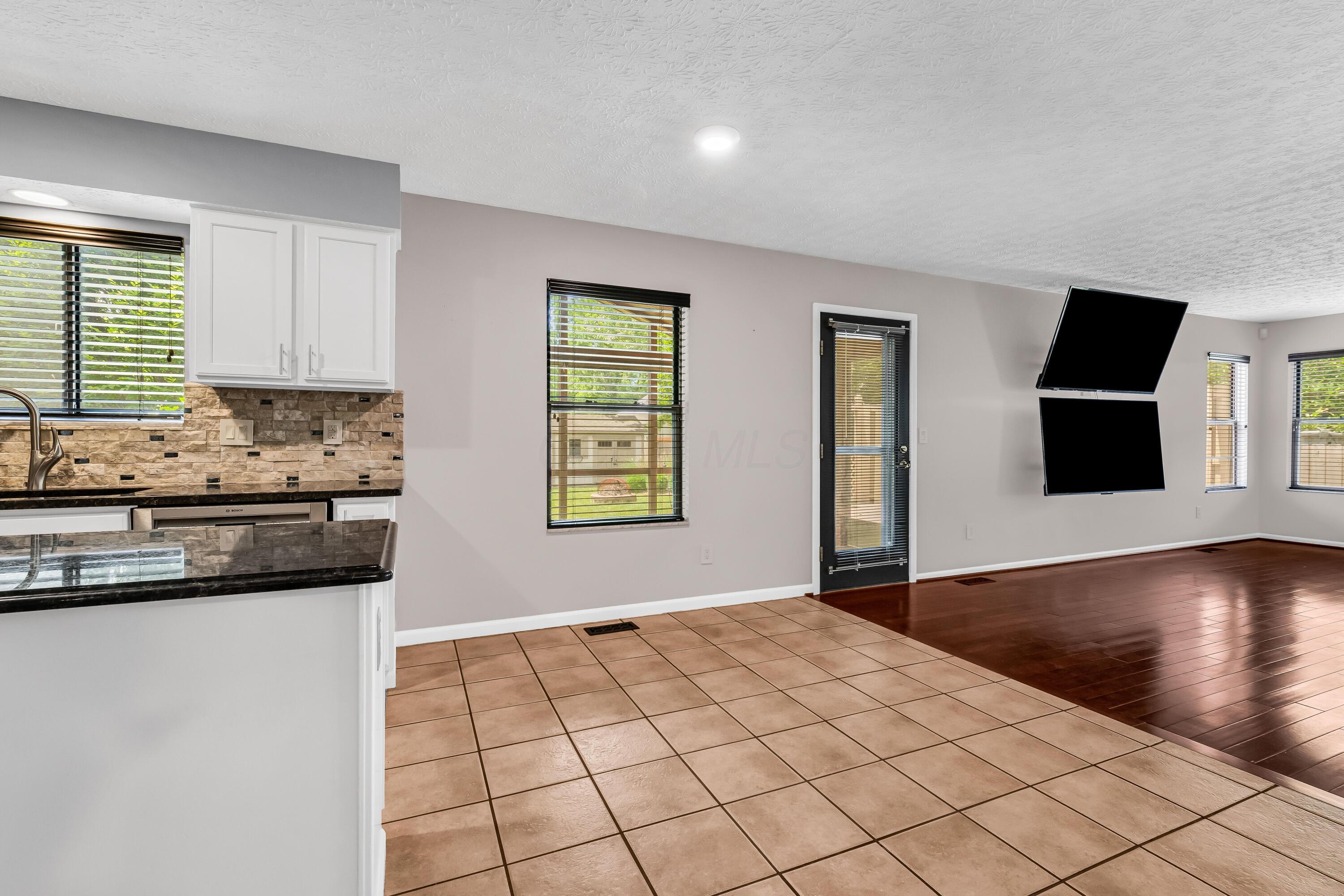 4695 Winery Way Property Photo 27