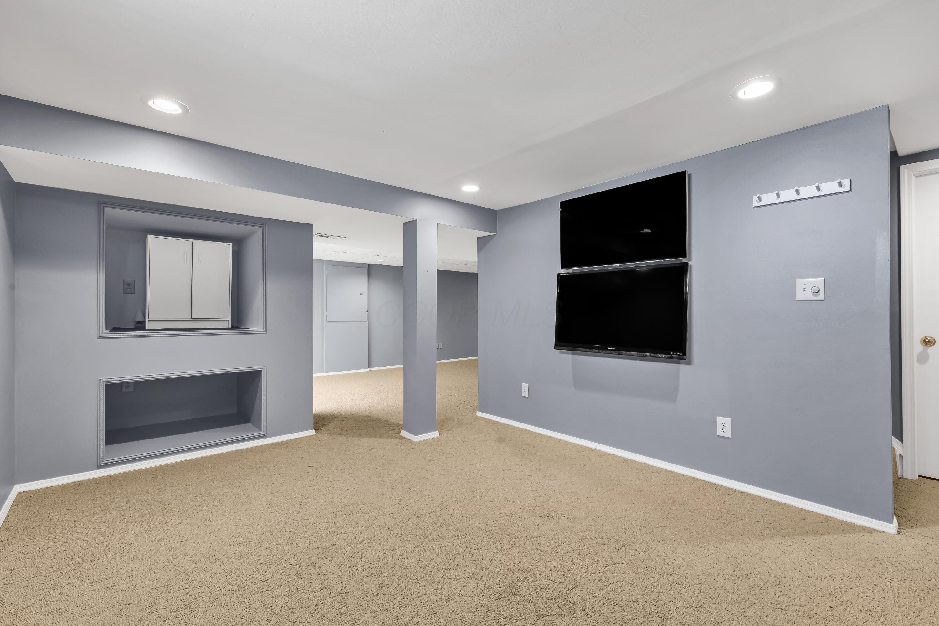 4695 Winery Way Property Photo 58