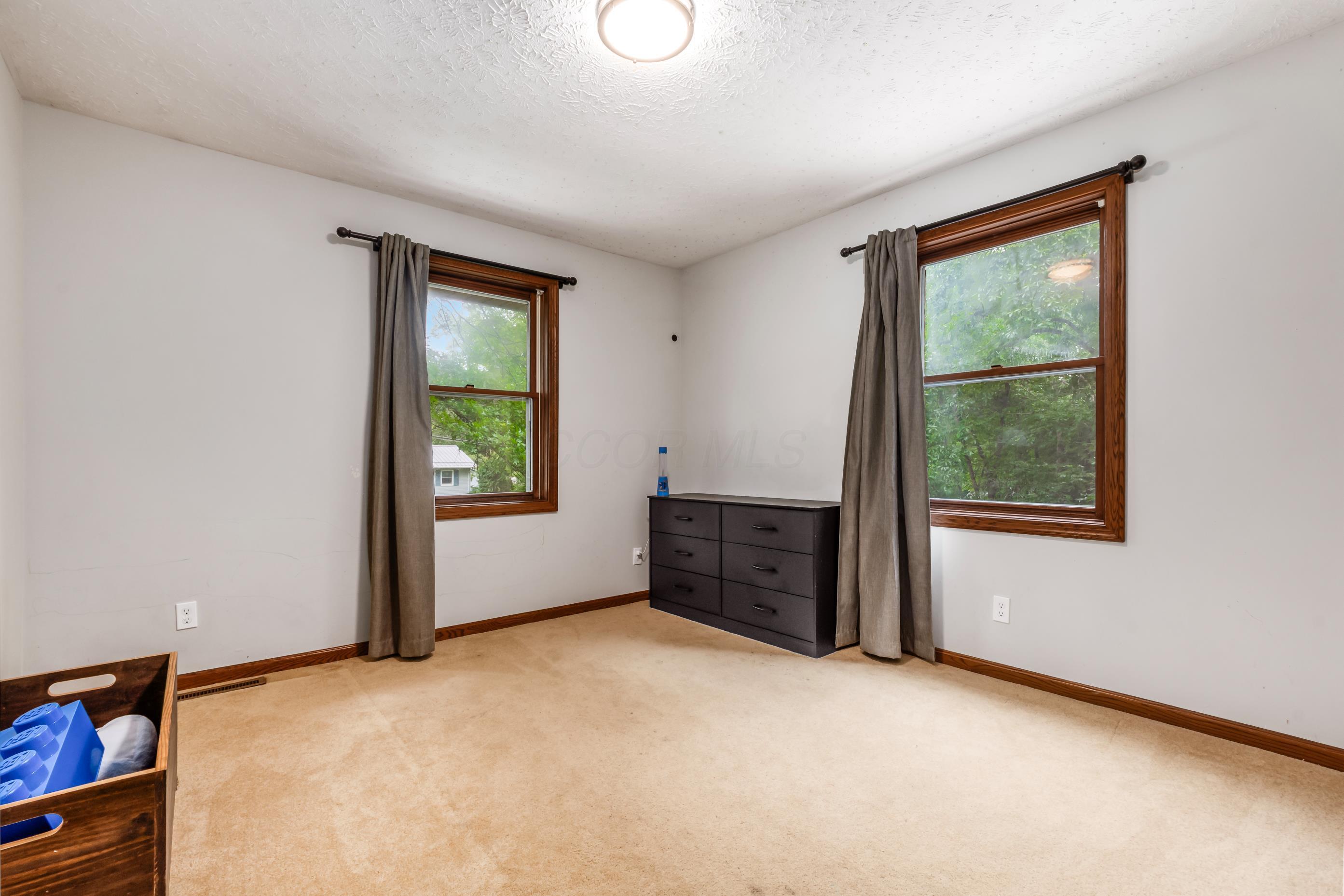 2560 Tarkman Property Photo 18