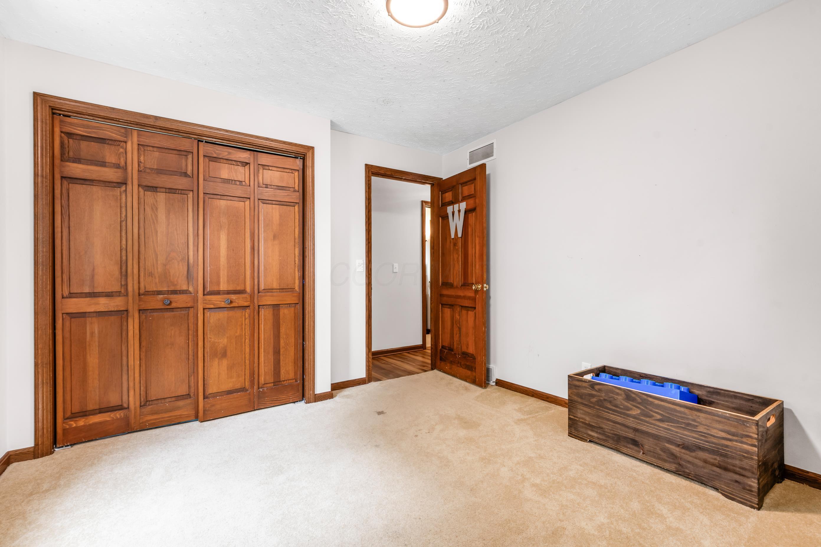 2560 Tarkman Property Photo 19