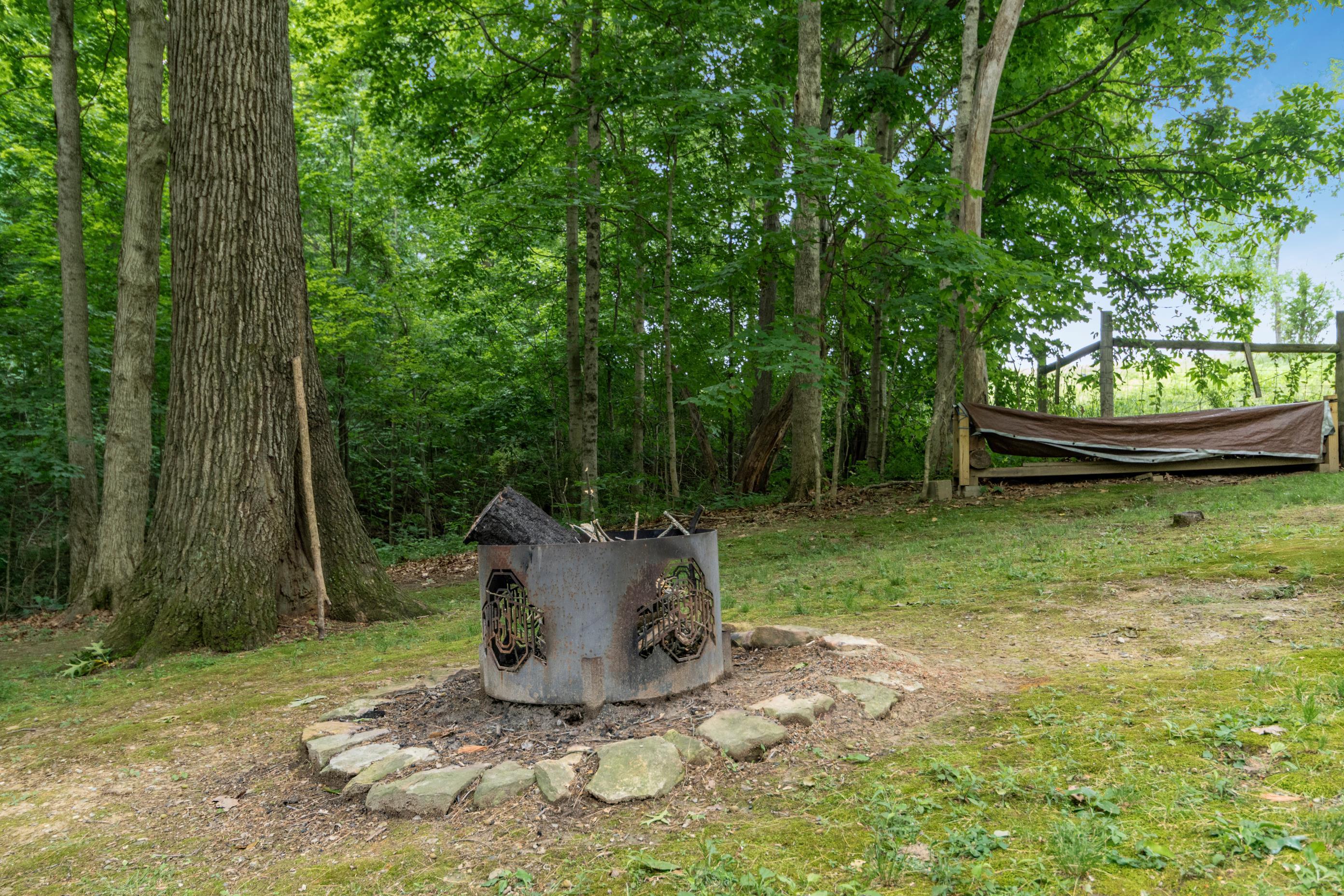 2560 Tarkman Property Photo 38