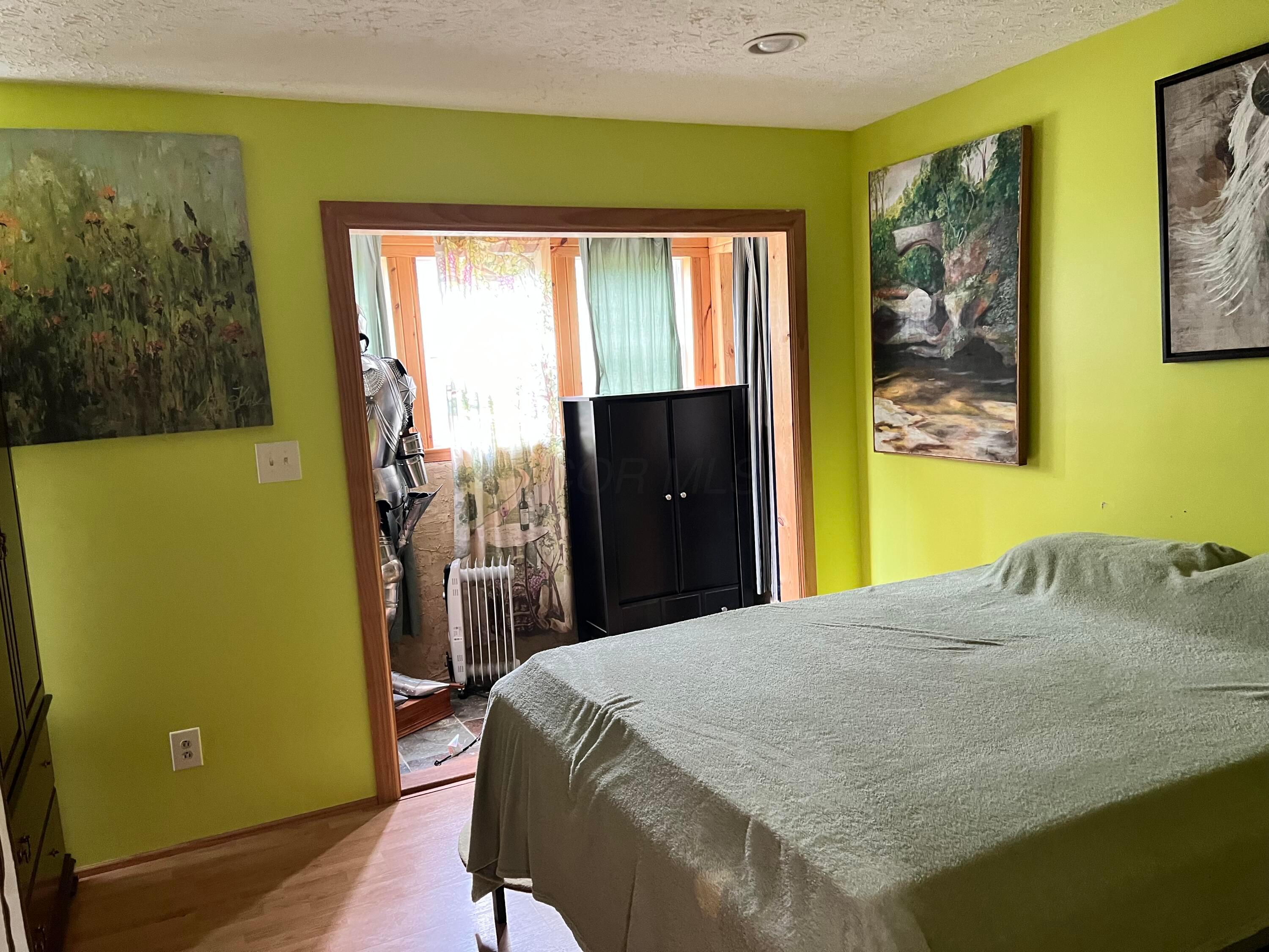 226021710 Property Photo 23