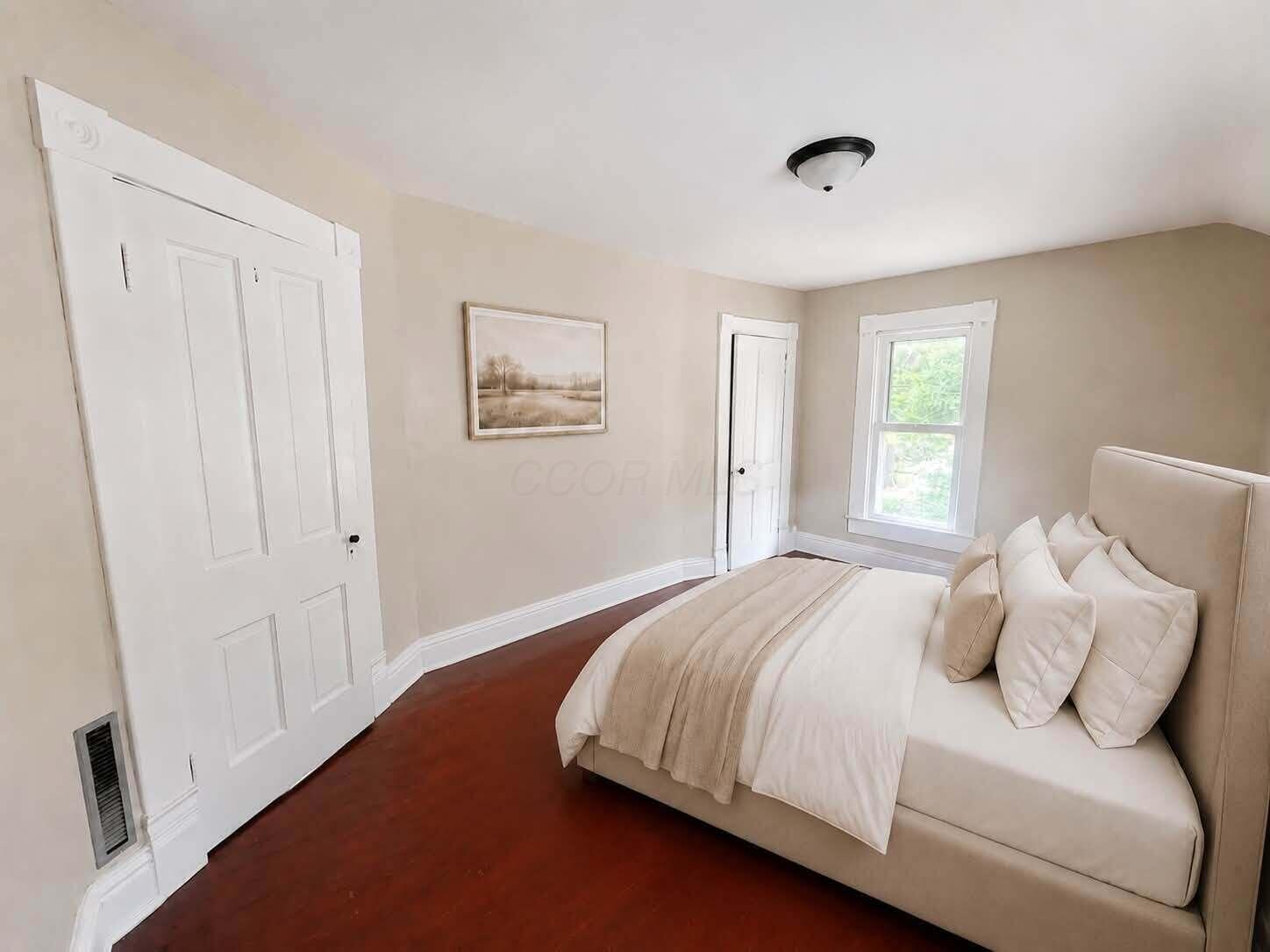 1225 E Chestnut Street Property Photo 14