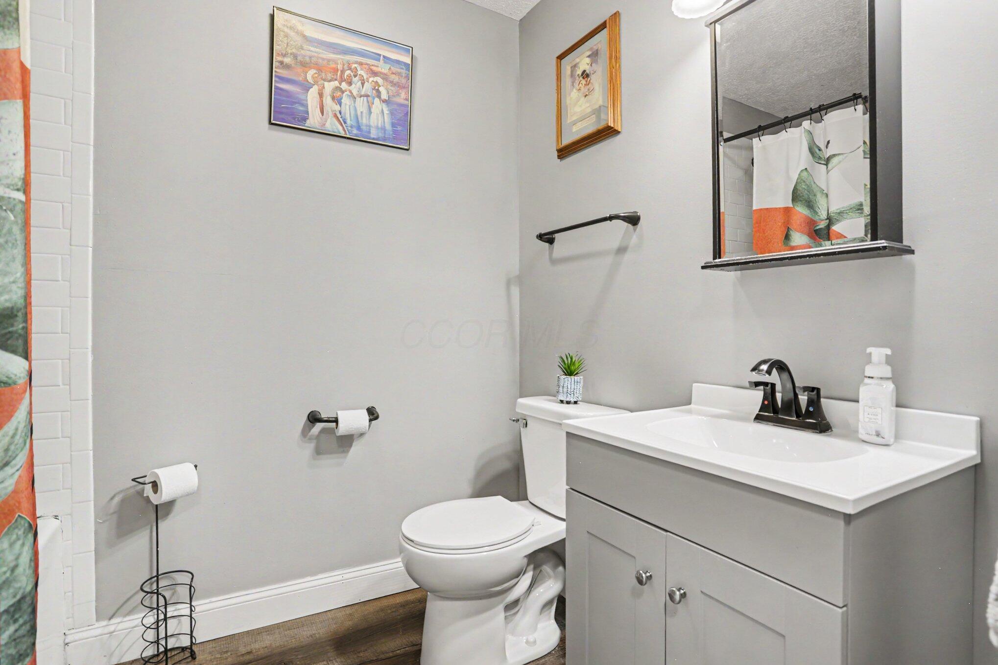 1280 Smith Road Property Photo 10