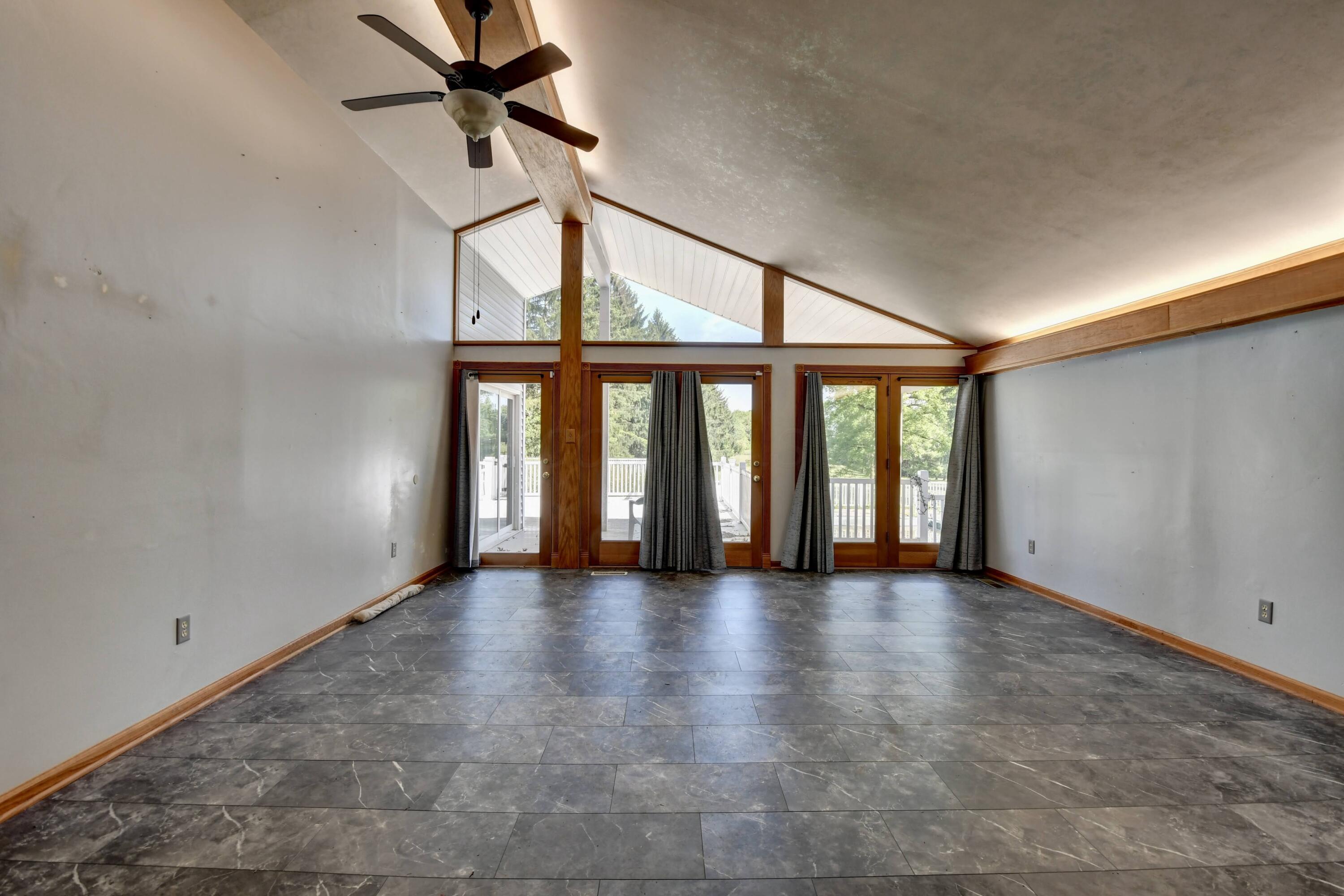 3973 Wadsworth Road Property Photo 19