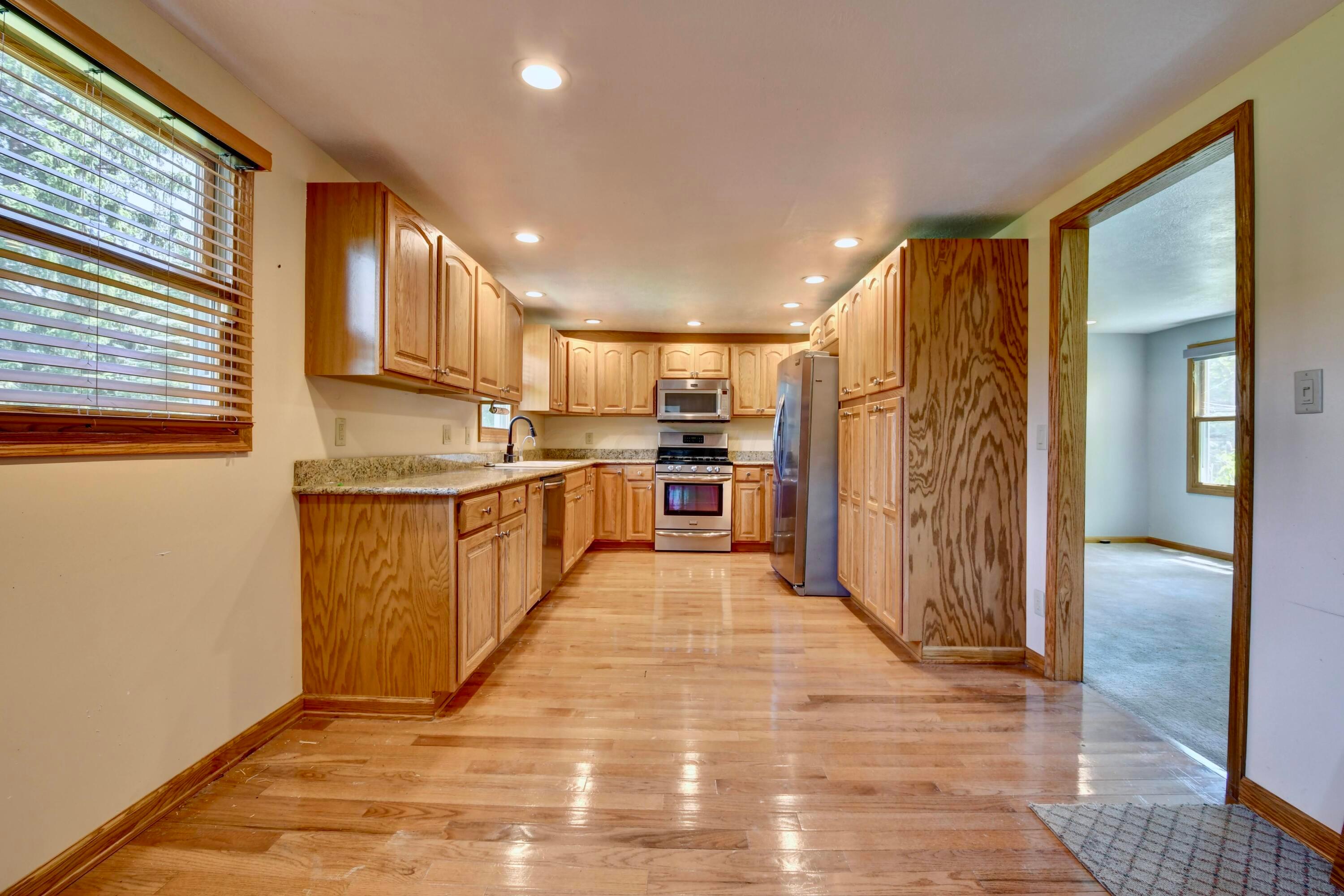 3993 Wadsworth Road Property Photo 11