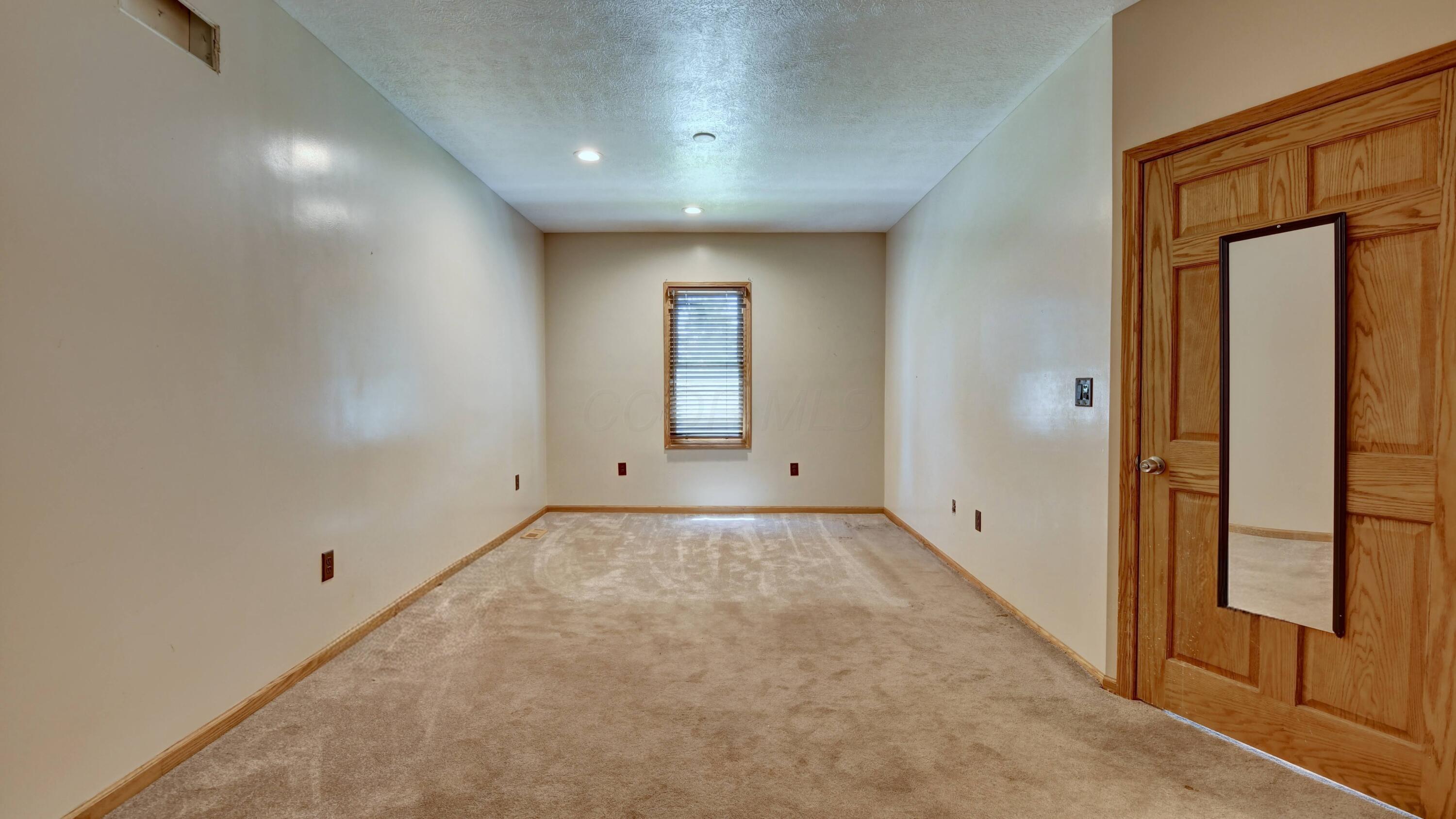3993 Wadsworth Road Property Photo 17