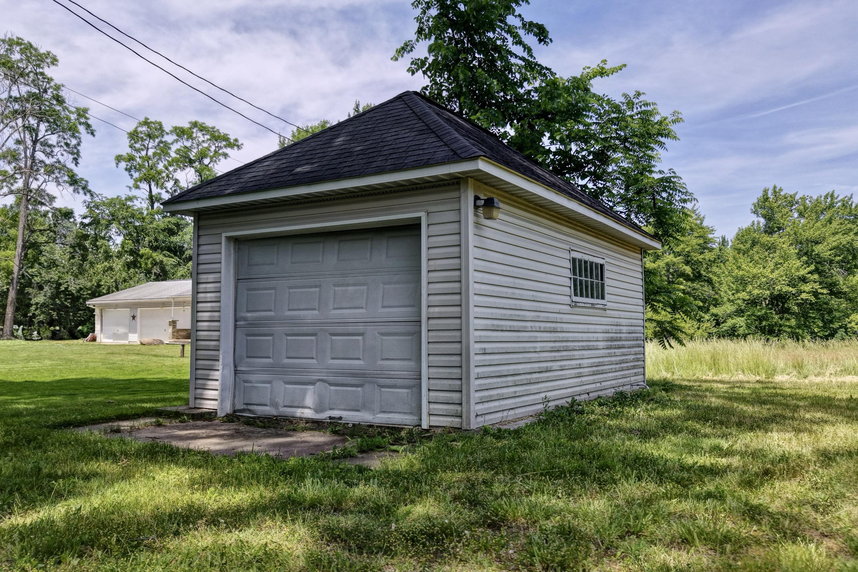 3993 Wadsworth Road Property Photo 43