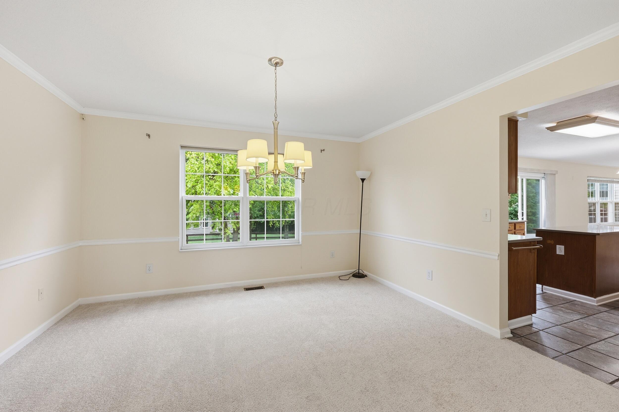 2830 Abbey Knoll Drive Property Photo 7