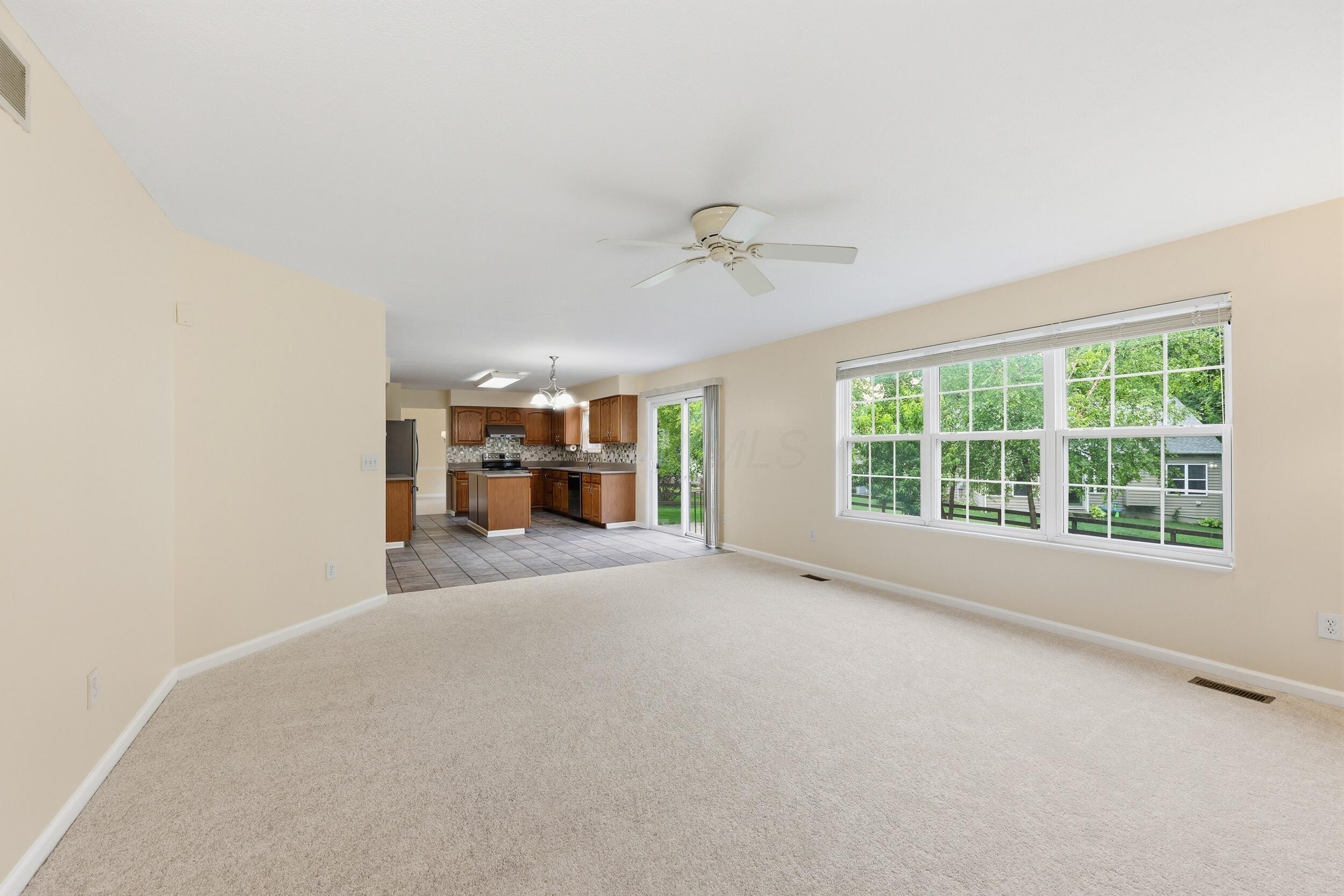 2830 Abbey Knoll Drive Property Photo 9