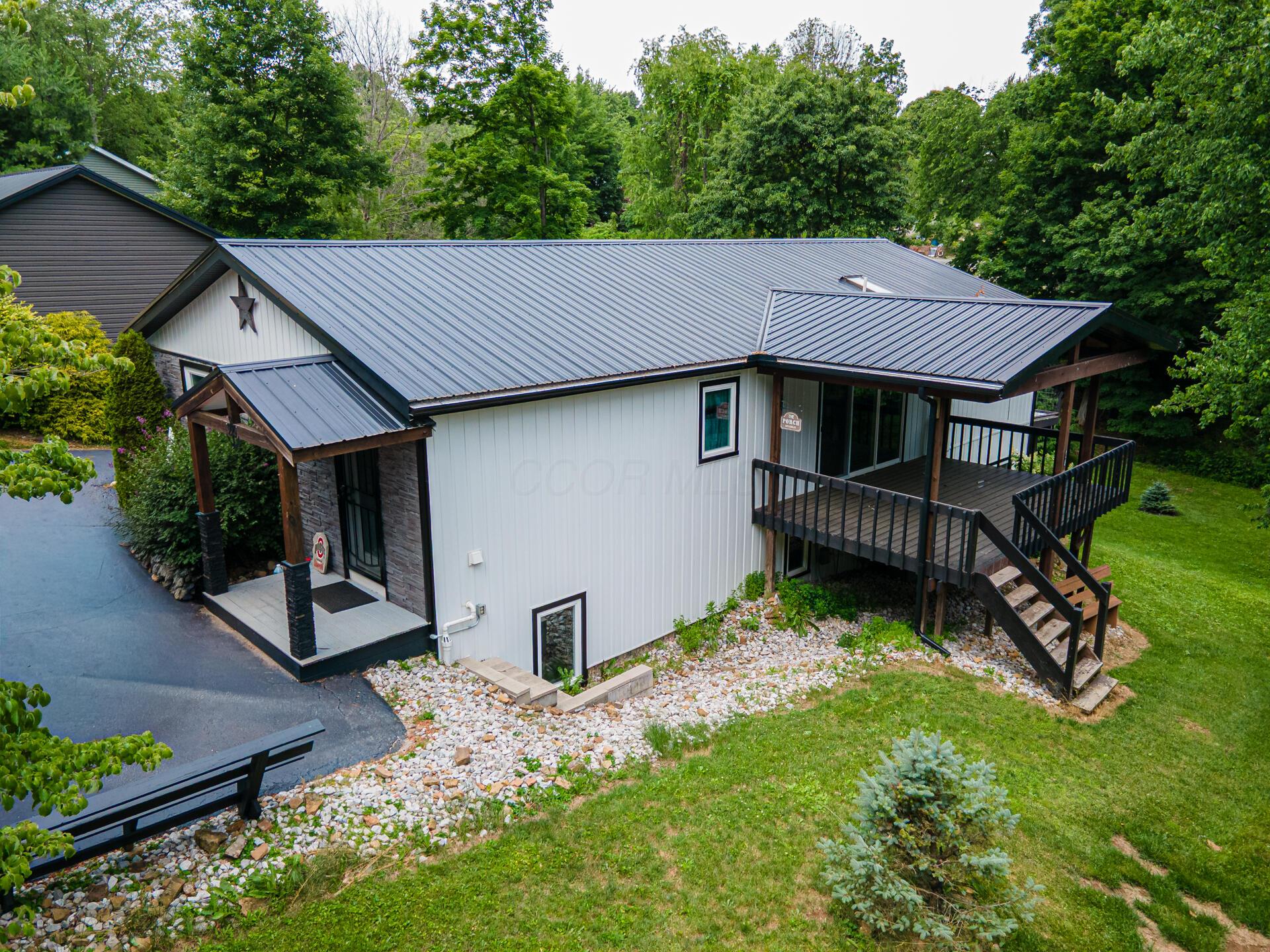 229 Green Valley Drive Property Photo 6