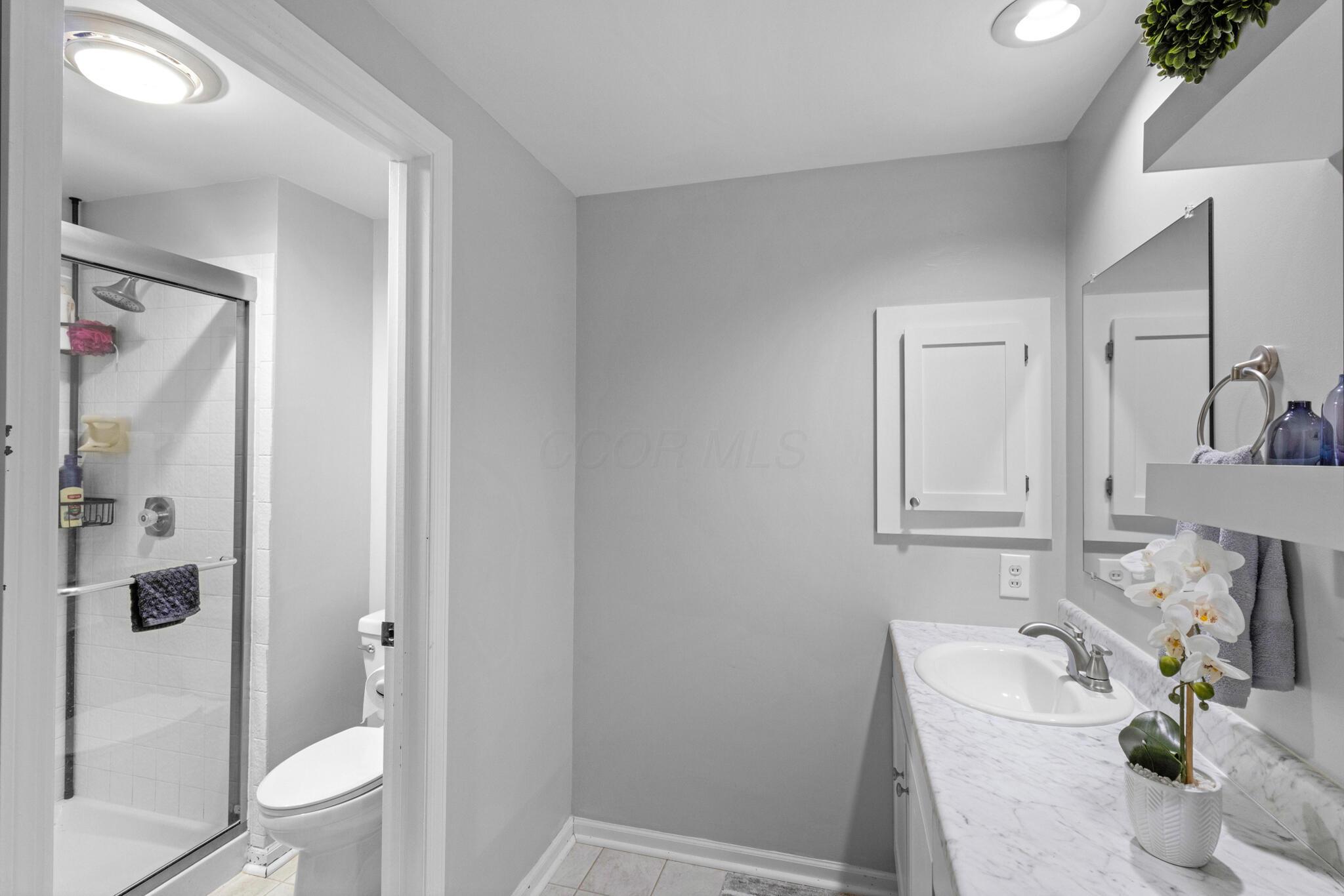 2049 Willow Glen Lane, B Property Photo 20