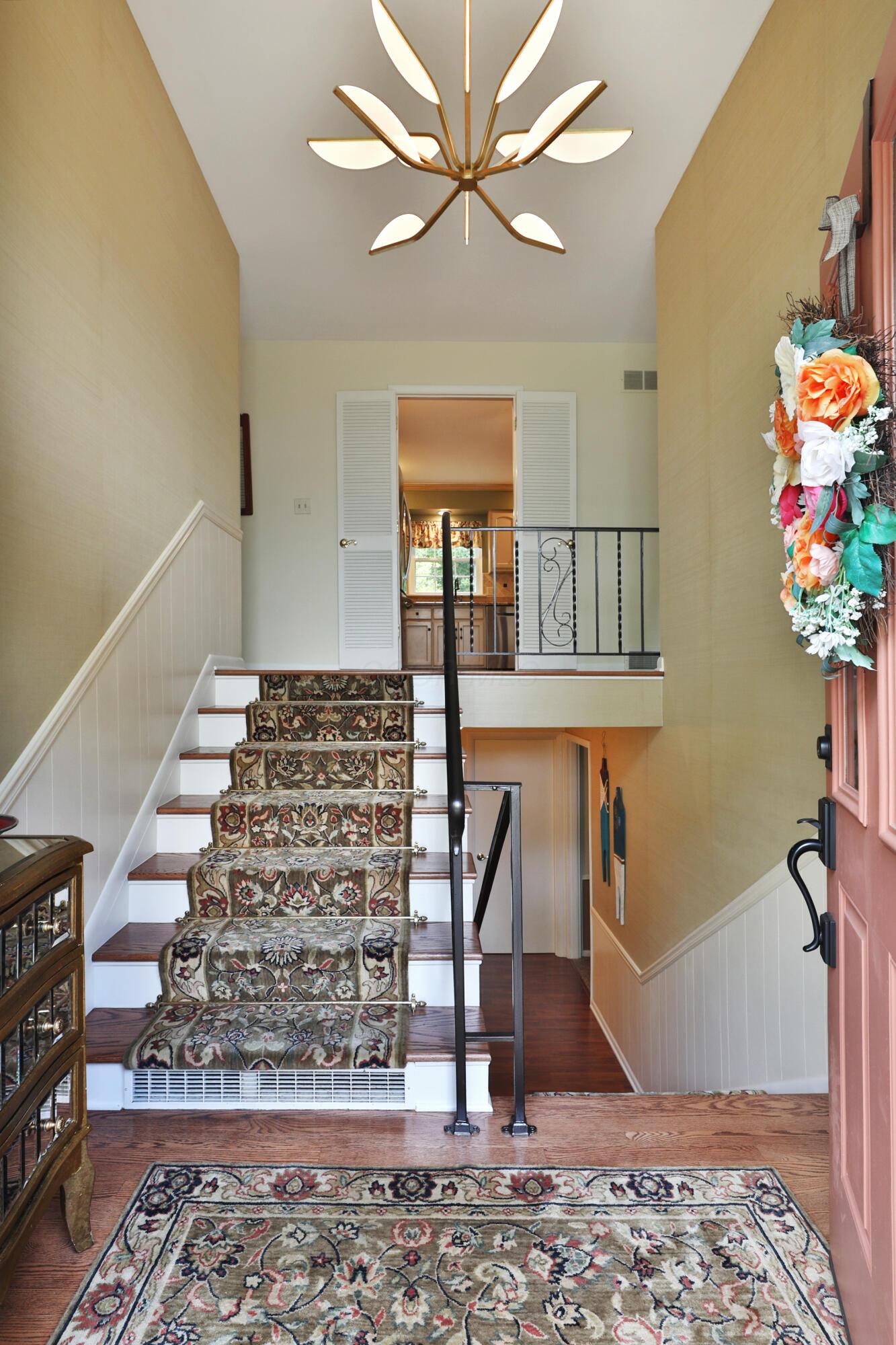 286 Beverly Place Property Photo 6