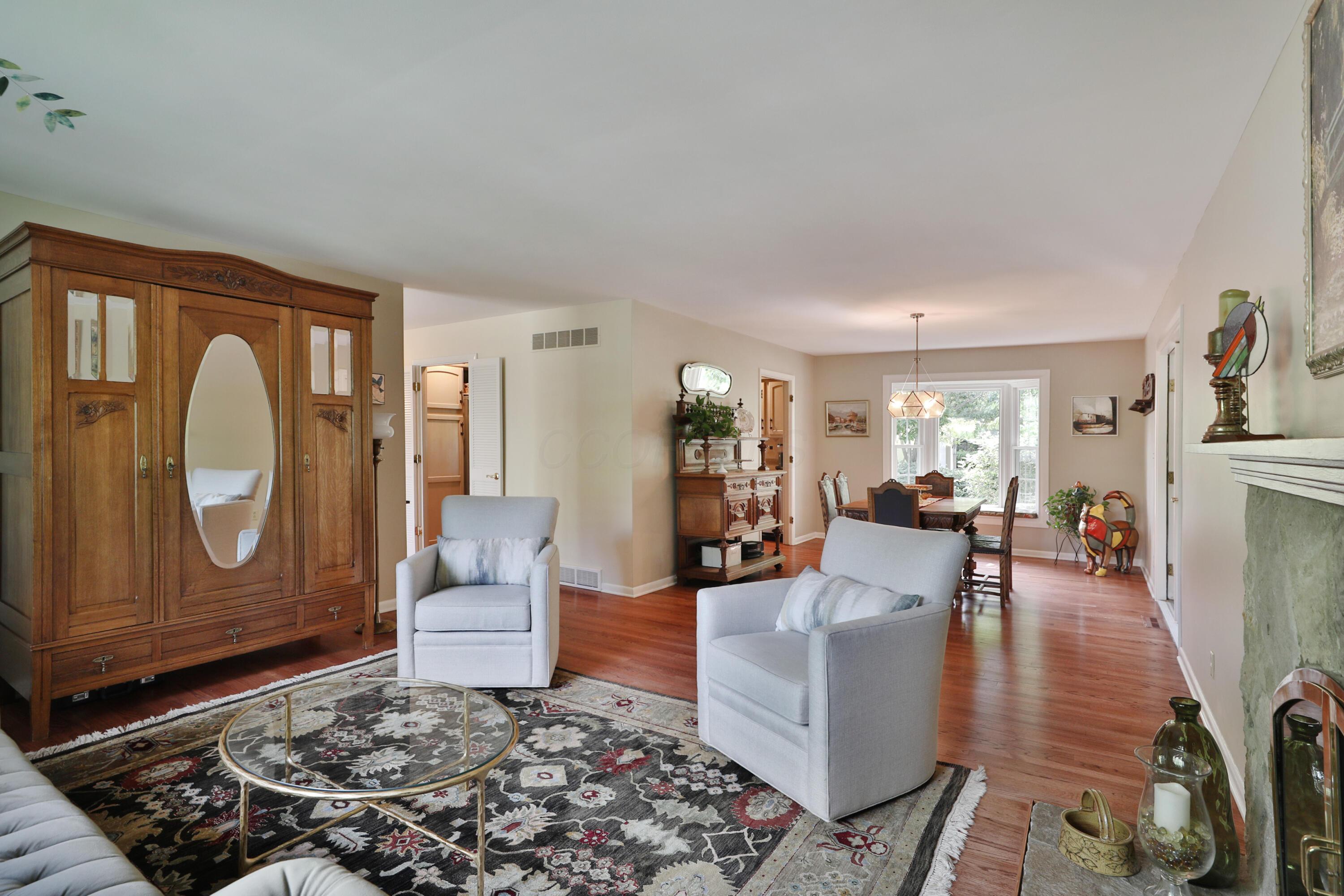 286 Beverly Place Property Photo 11
