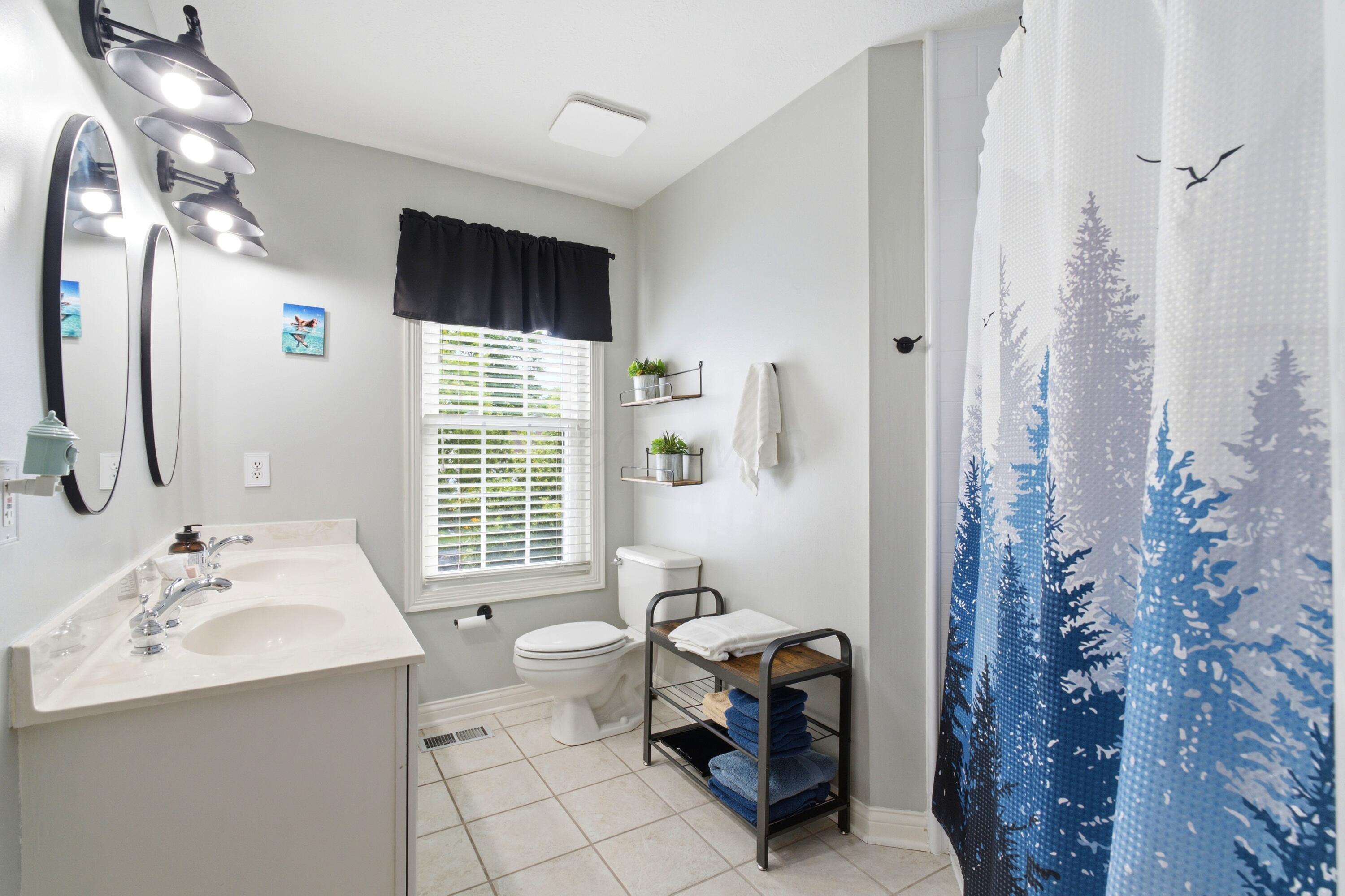 5069 Heath Gate Drive Property Photo 42